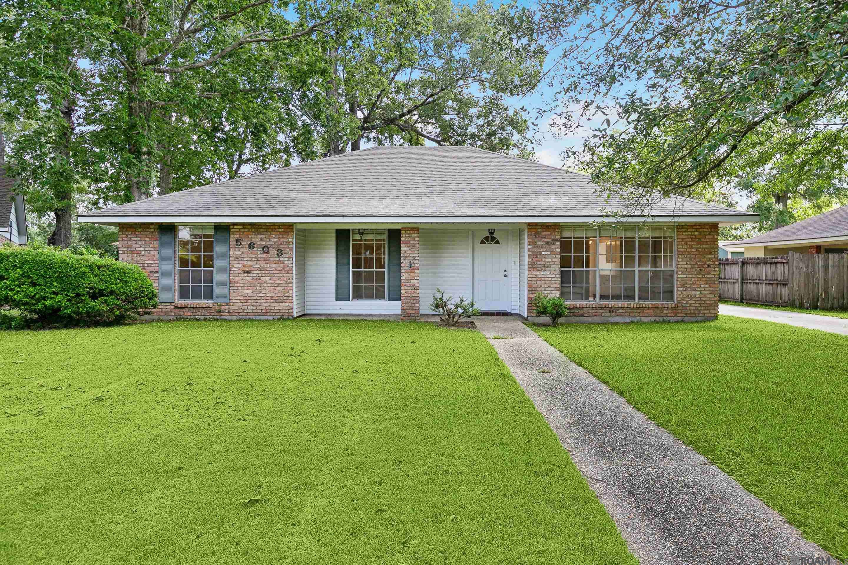 Saint George, LA 70817,5603 Decatur Dr