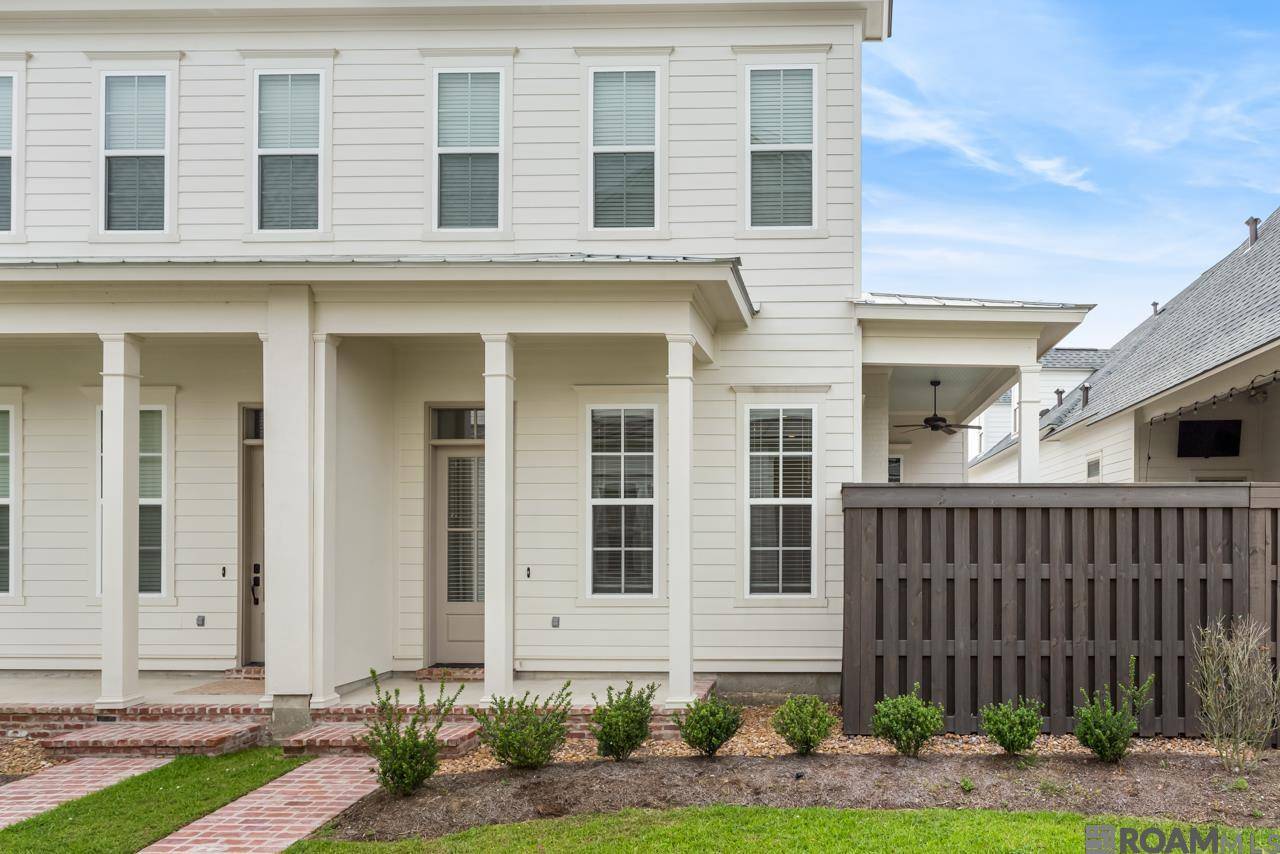 Baton Rouge, LA 70810,10750 Moss Grove Ln