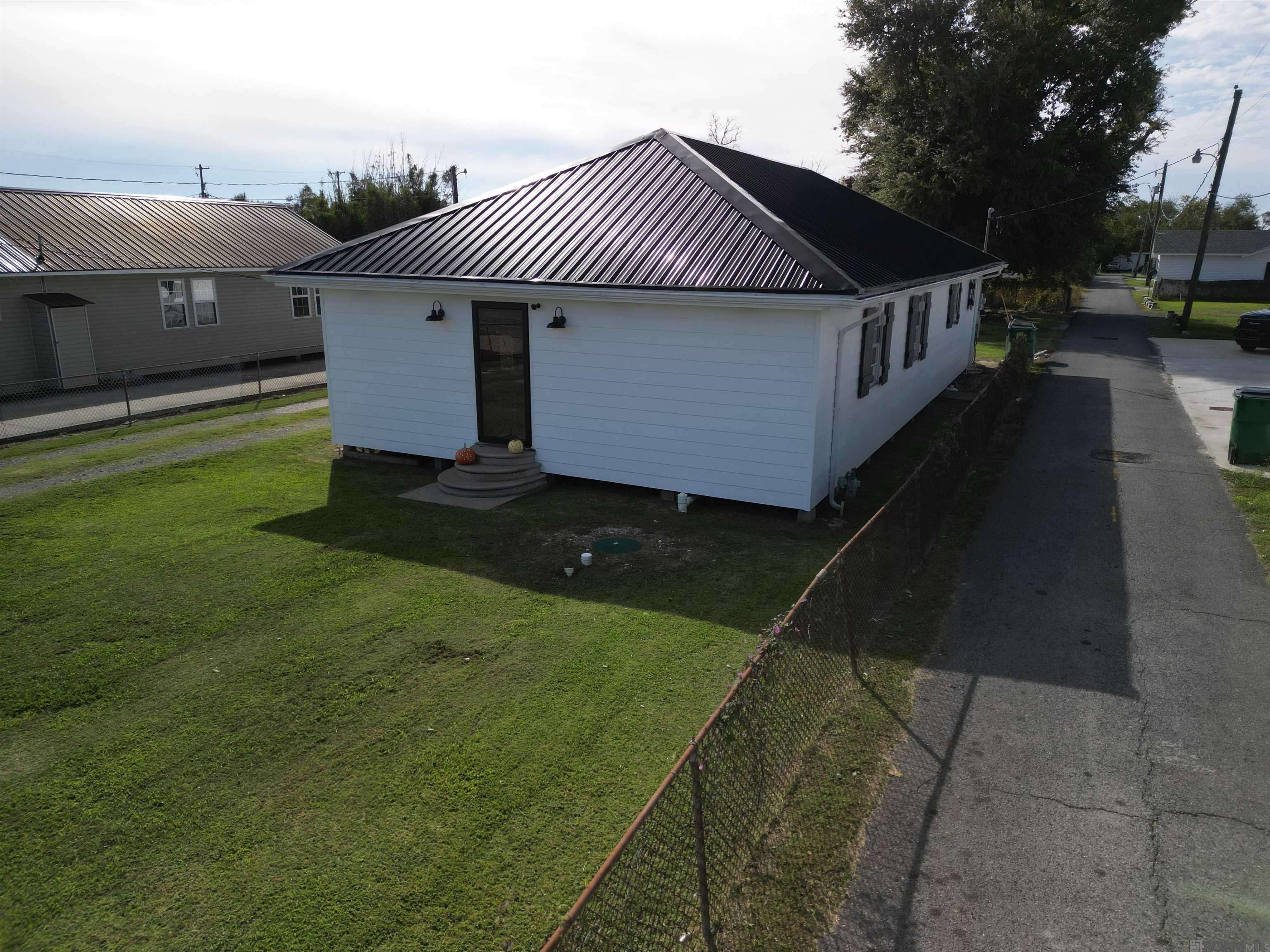 Galliano, LA 70345,17948 W Main St