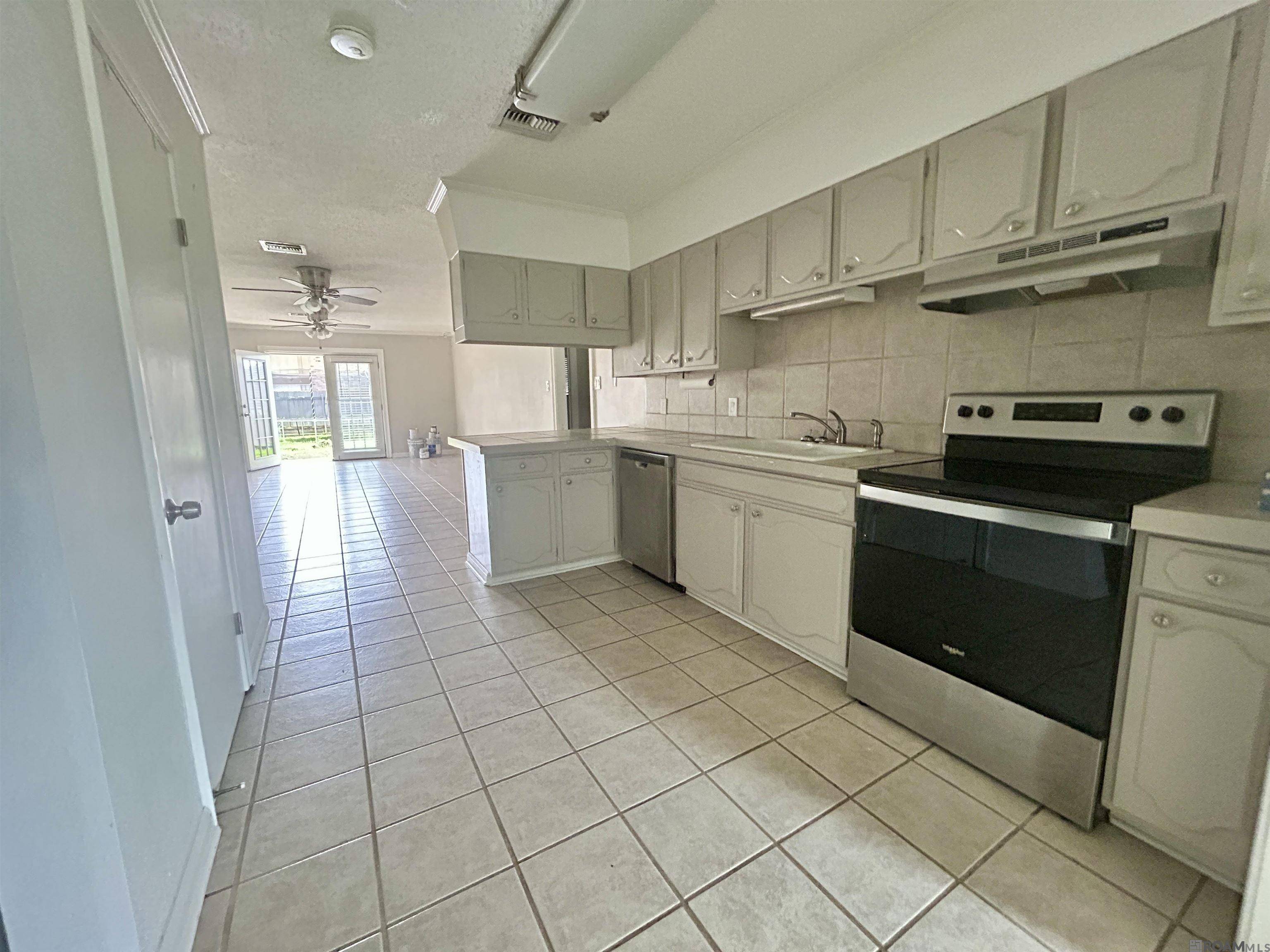 Metairie, LA 70123,8405 Balter Street