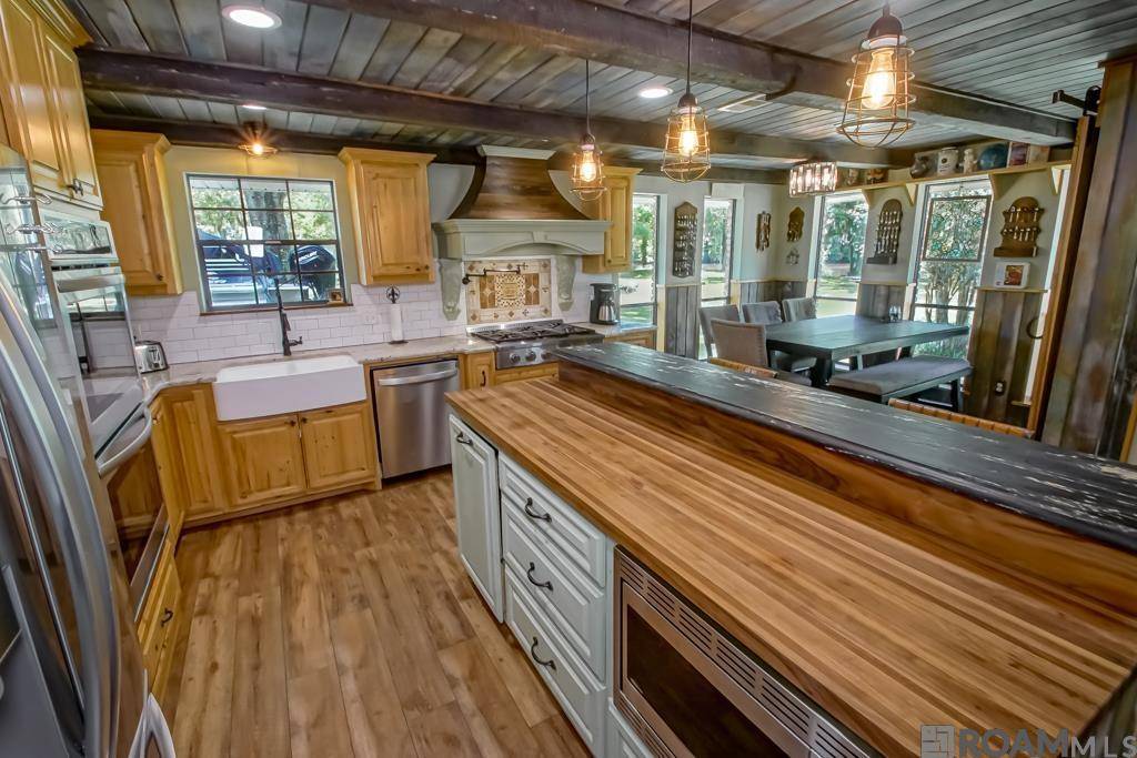 Maurepas, LA 70449,22343 La Hwy 22