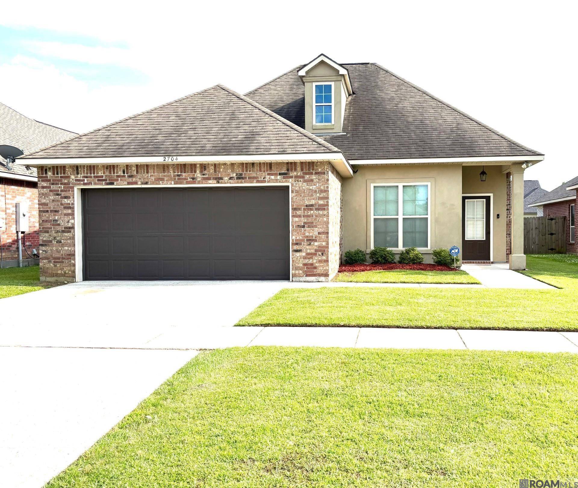 Zachary, LA 70791,2704 Arceneaux Ave