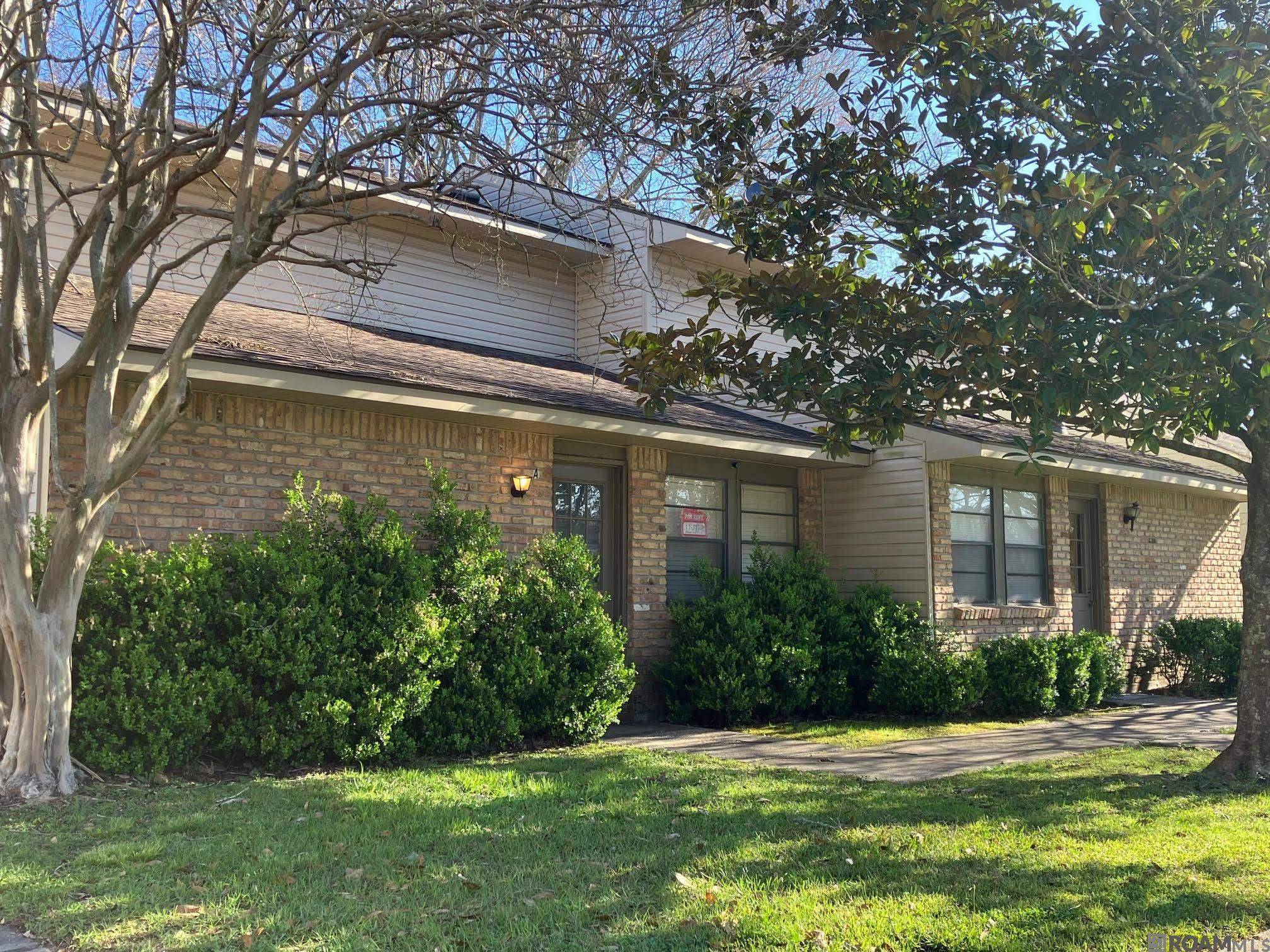 Baton Rouge, LA 70817,15931 Woodlawn Acres Ave