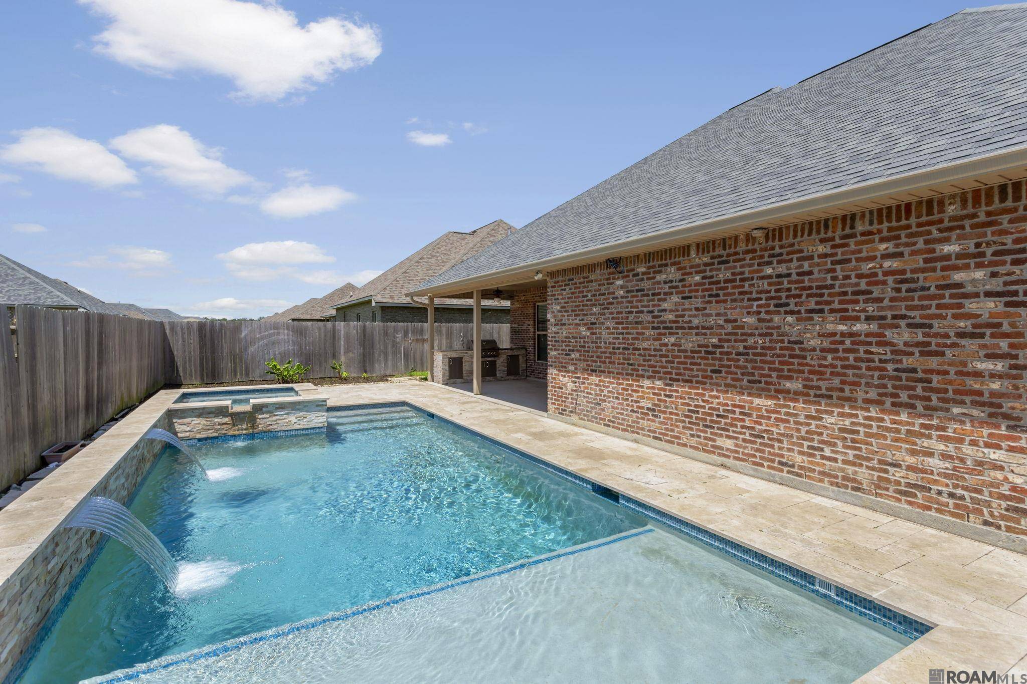 Gonzales, LA 70737,905 Lakehaven Dr