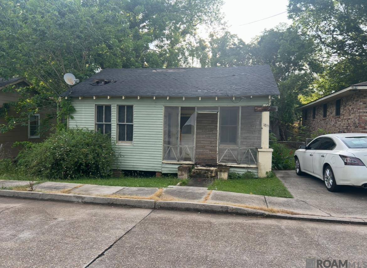 Baton Rouge, LA 70802,1855 Kansas St