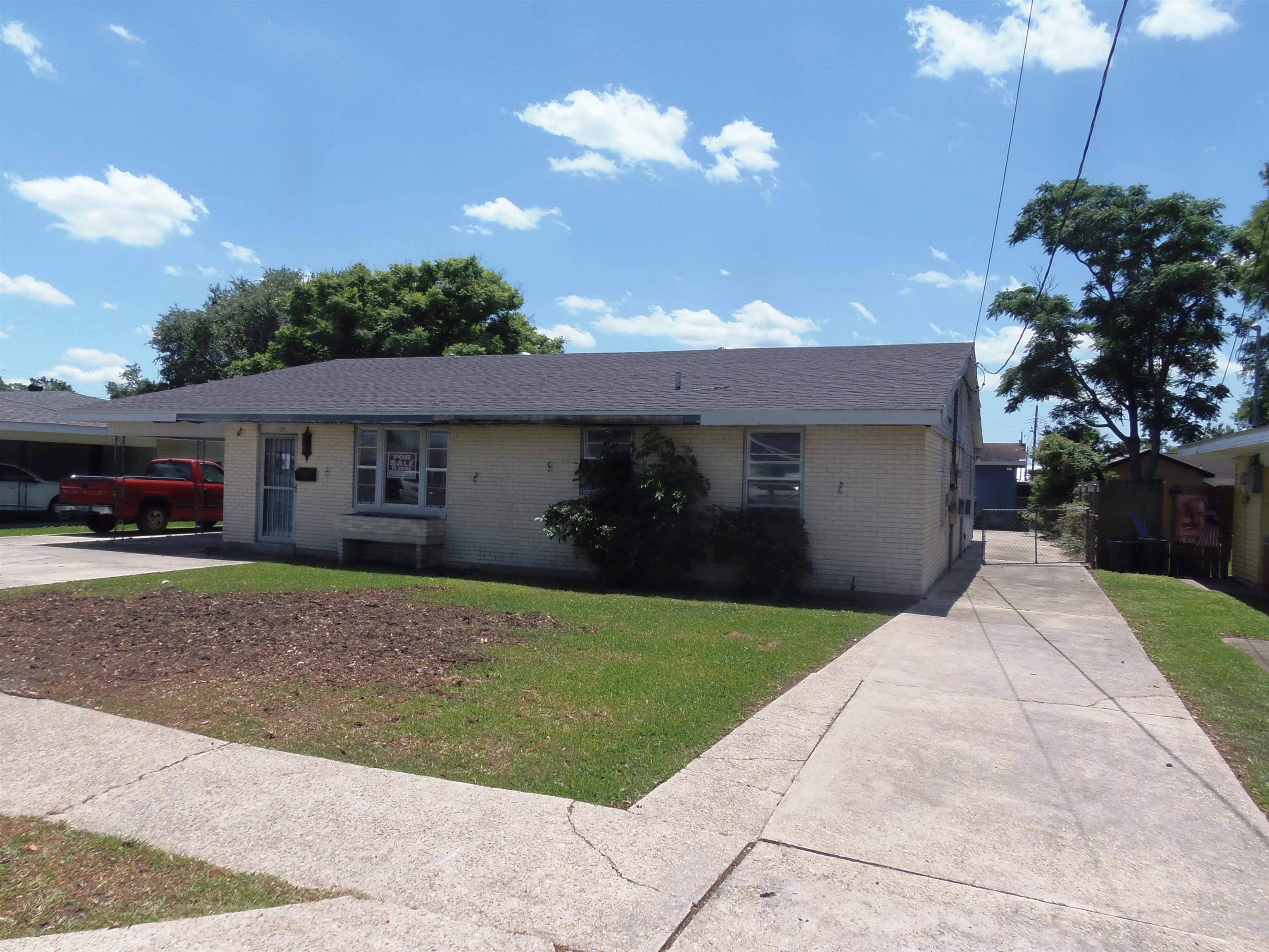 Thibodaux, LA 70301,106 Apricot St
