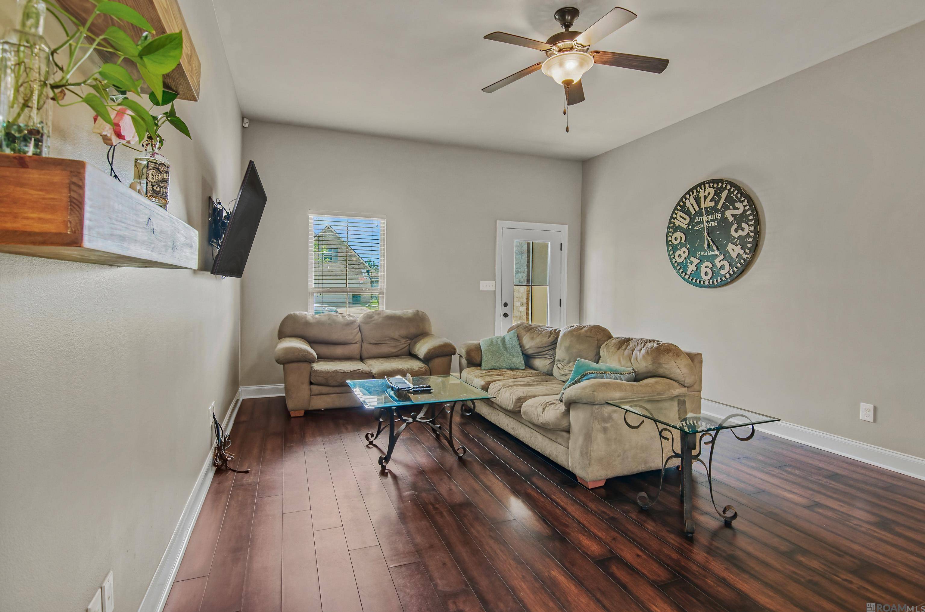 Gonzales, LA 70737,603 S Calvin Ave