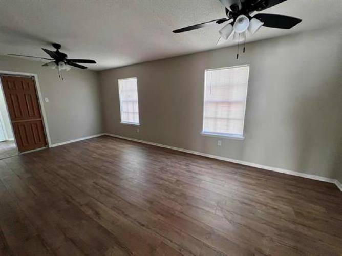Houma, LA 70363,206 Hanson Drive