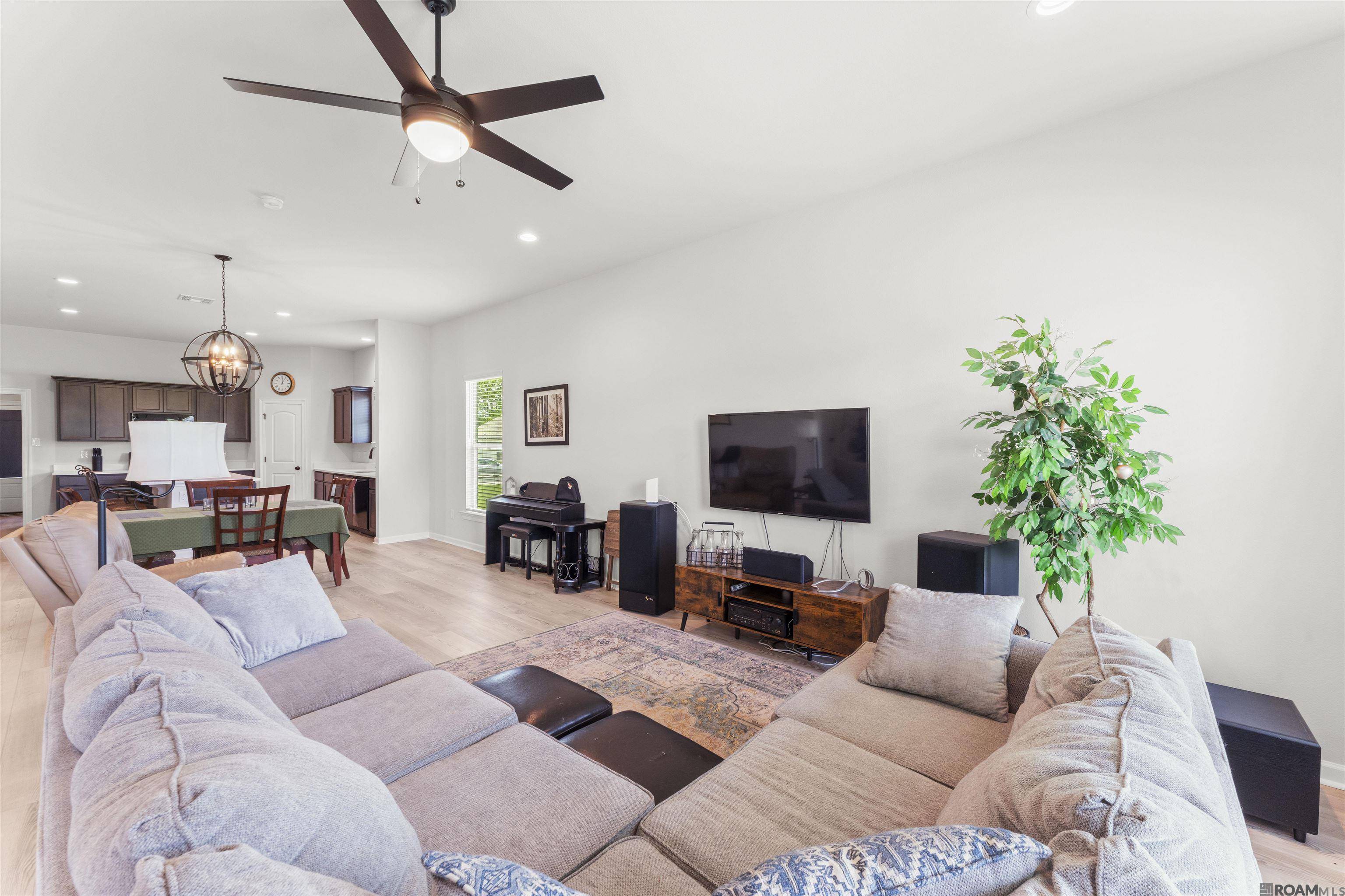 Zachary, LA 70791,3134 Holly St