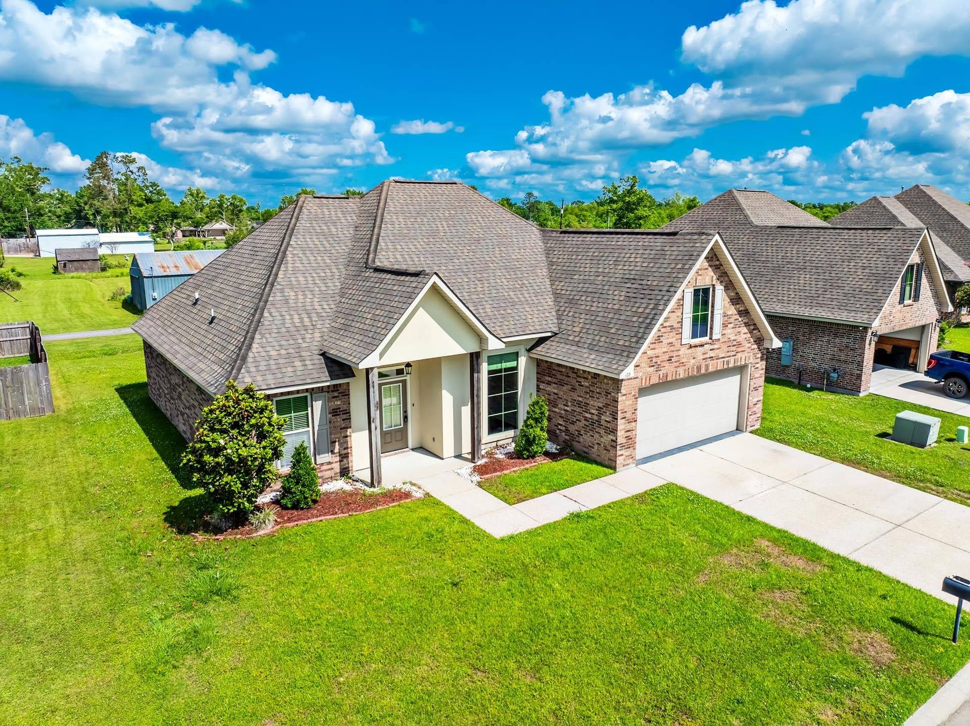 Gray, LA 70359,123 Highland Oaks Ave