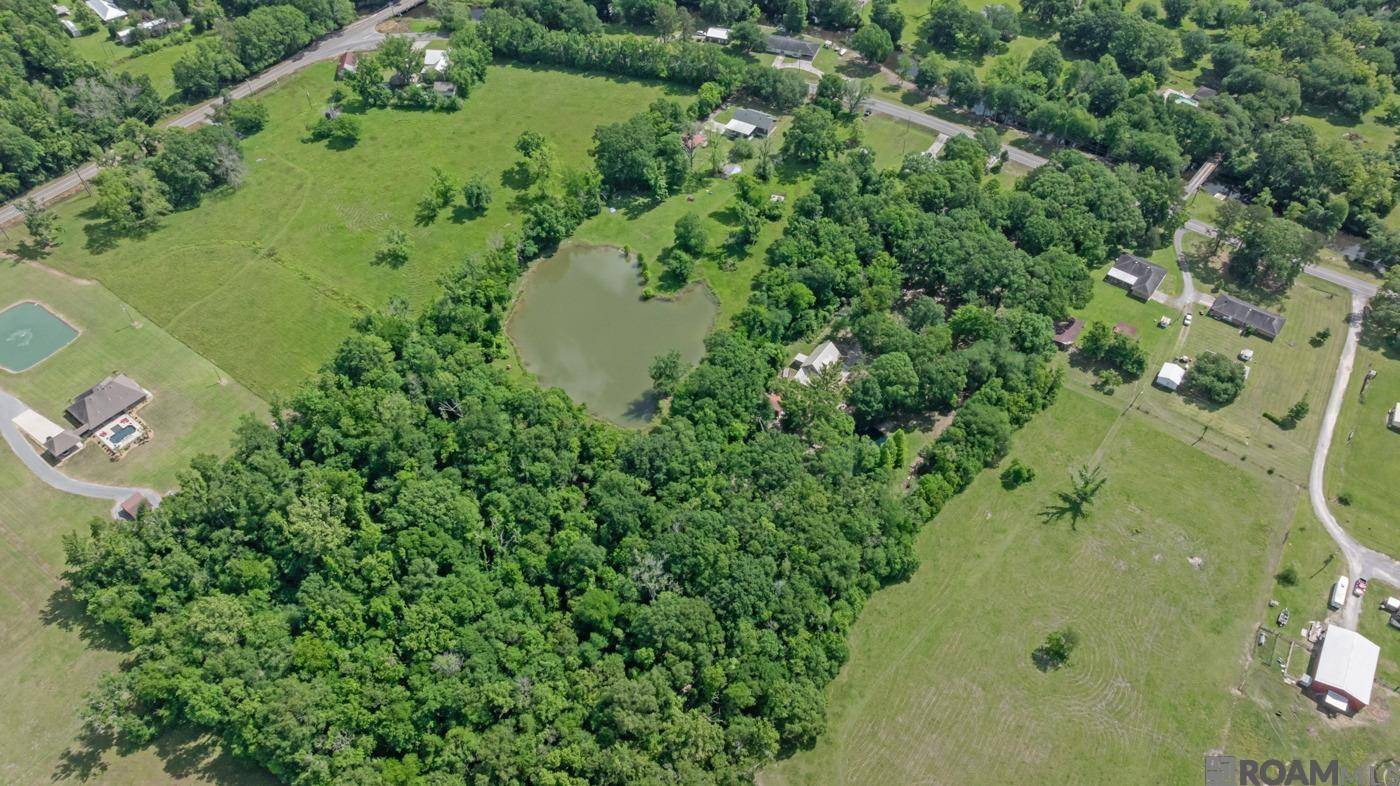 St Amant, LA 70774,10197 E Highway 936