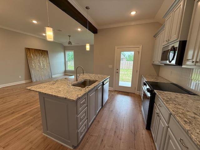 Schriever, LA 70395,211 Turner St