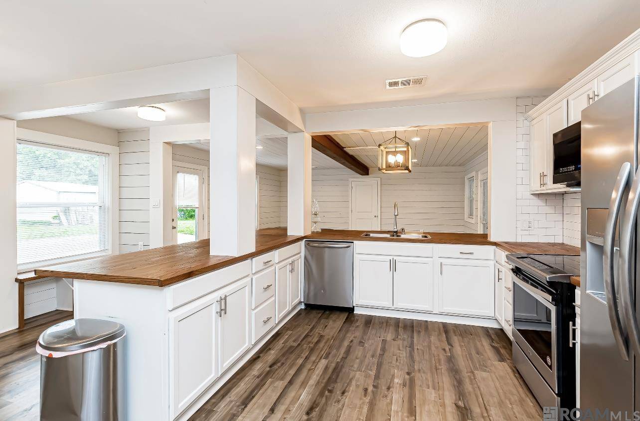 Jarreau, LA 70749,5364 Boulevard D'isle