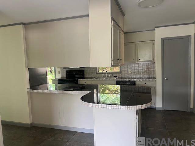 Baton Rouge, LA 70809,2464 Kensington Dr