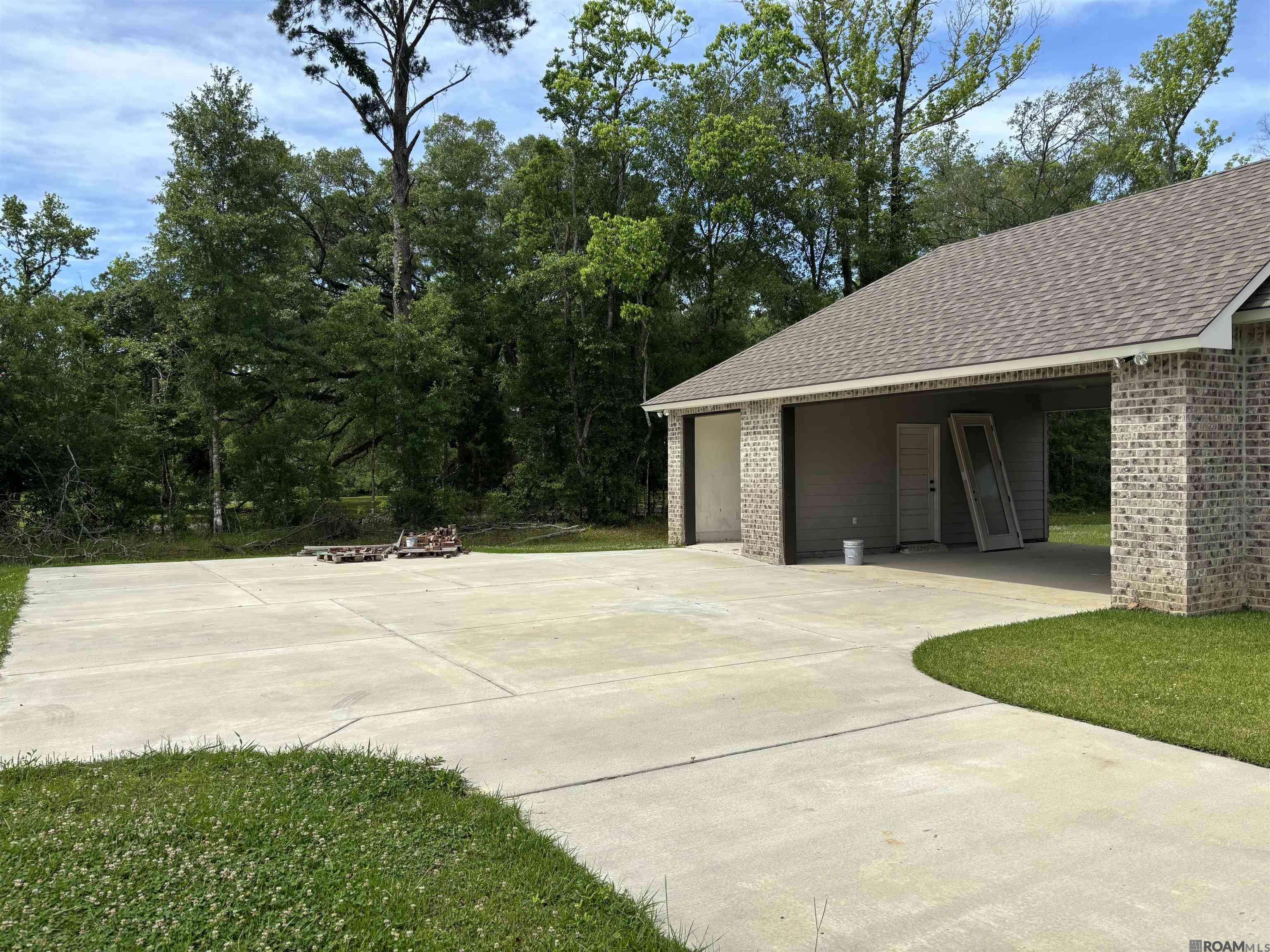 Denham Springs, LA 70706,7222 Riverbank Dr