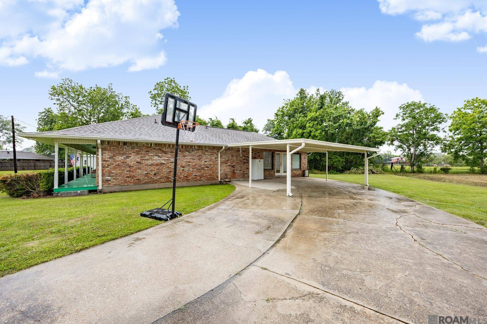 Brusly, LA 70719,4810 Tara Ave