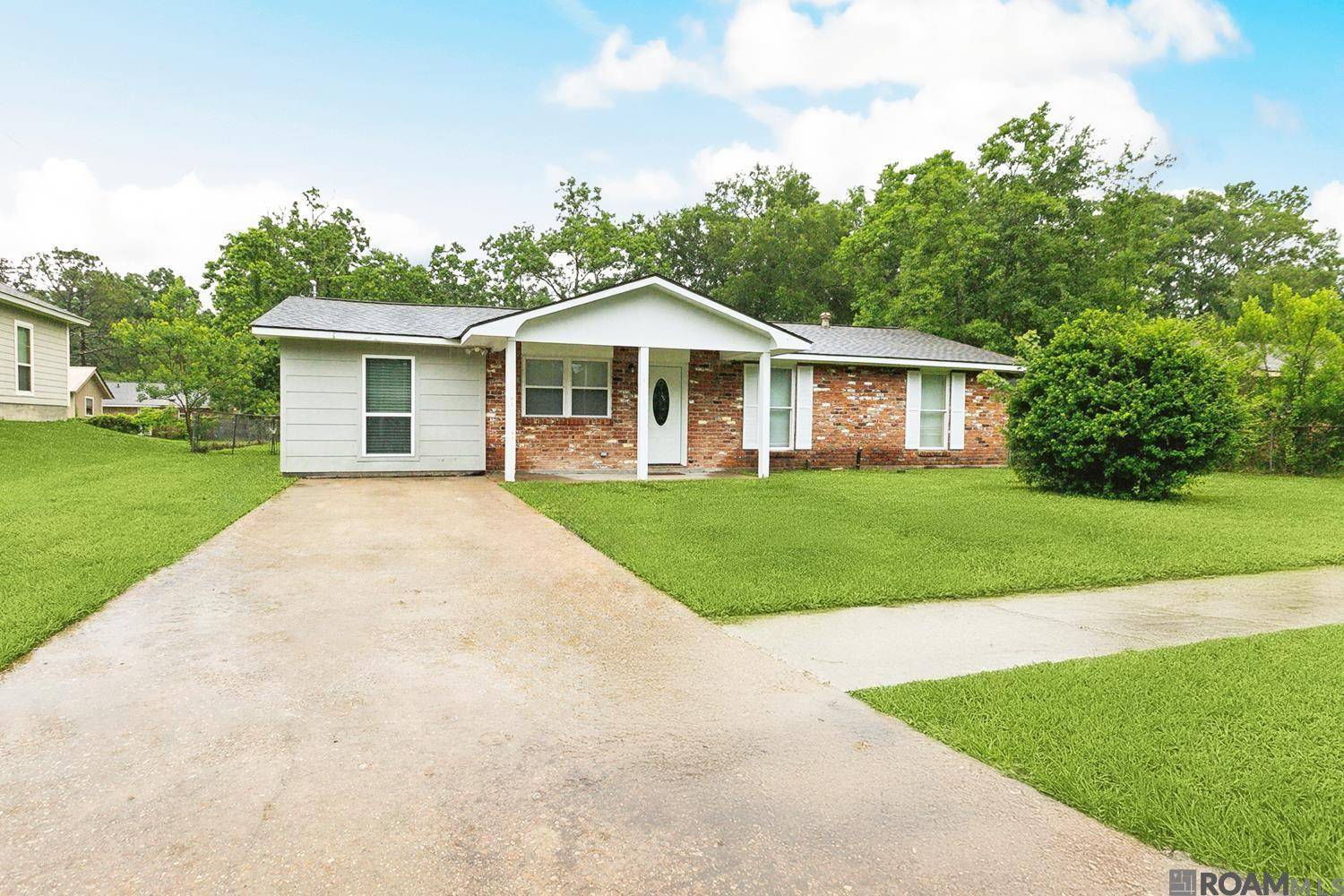 Denham Springs, LA 70726,2254 Carolyn Ave
