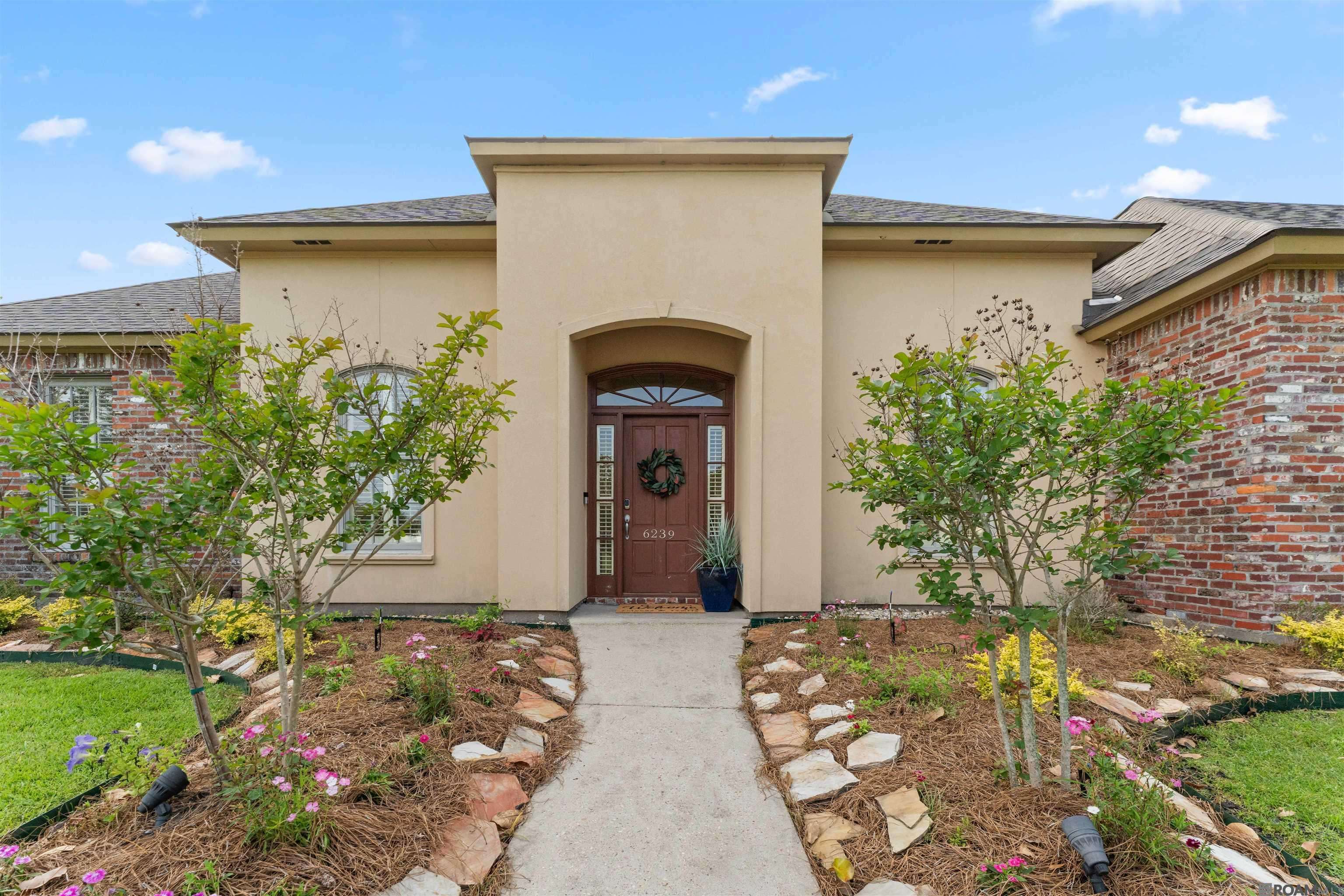 Gonzales, LA 70704,6239 Royal Lakes Estates Avenue