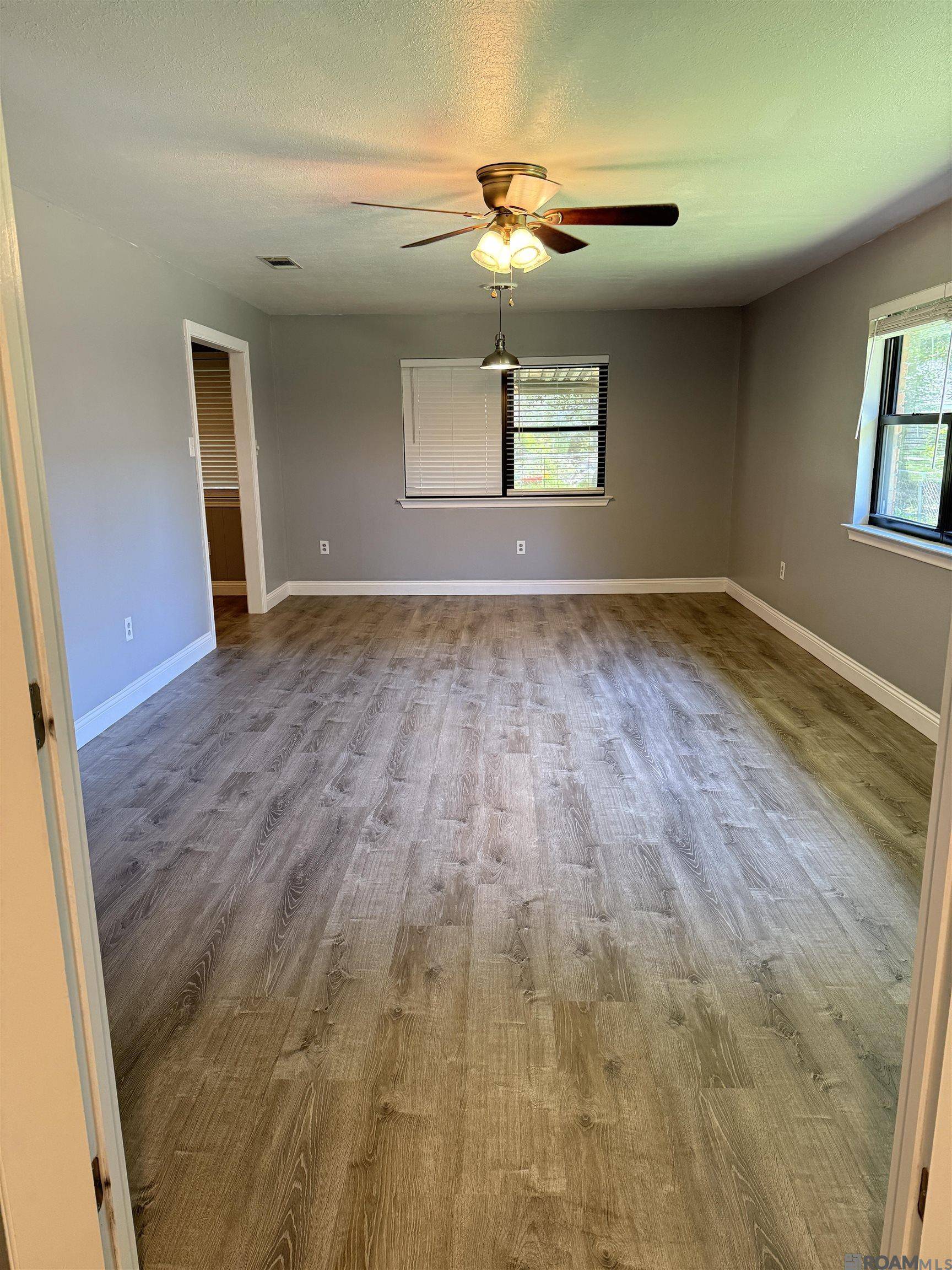 Baton Rouge, LA 70816,1893 Dabney Dr