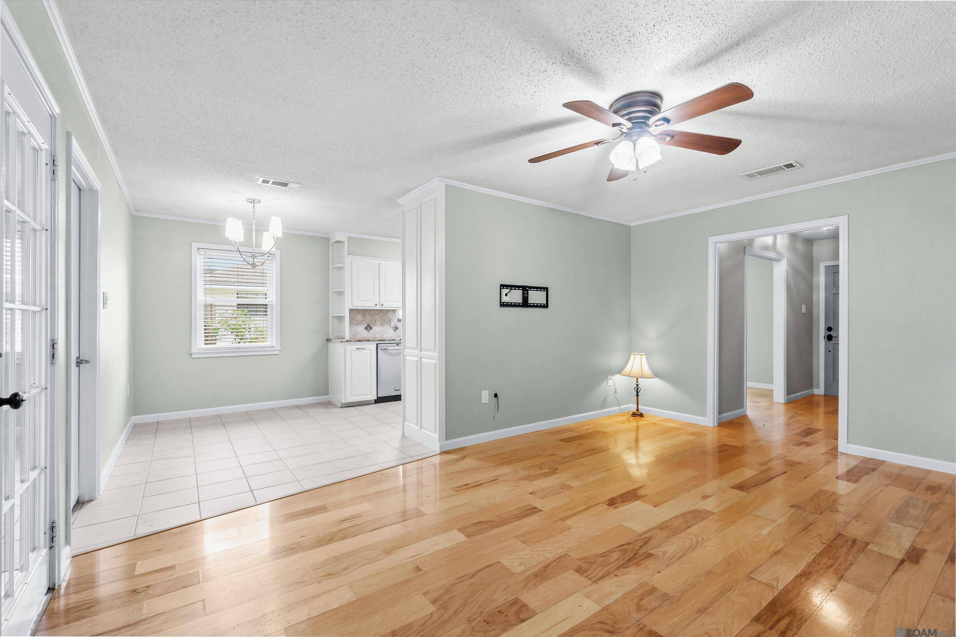 Baton Rouge, LA 70810,9427 Windward Rd