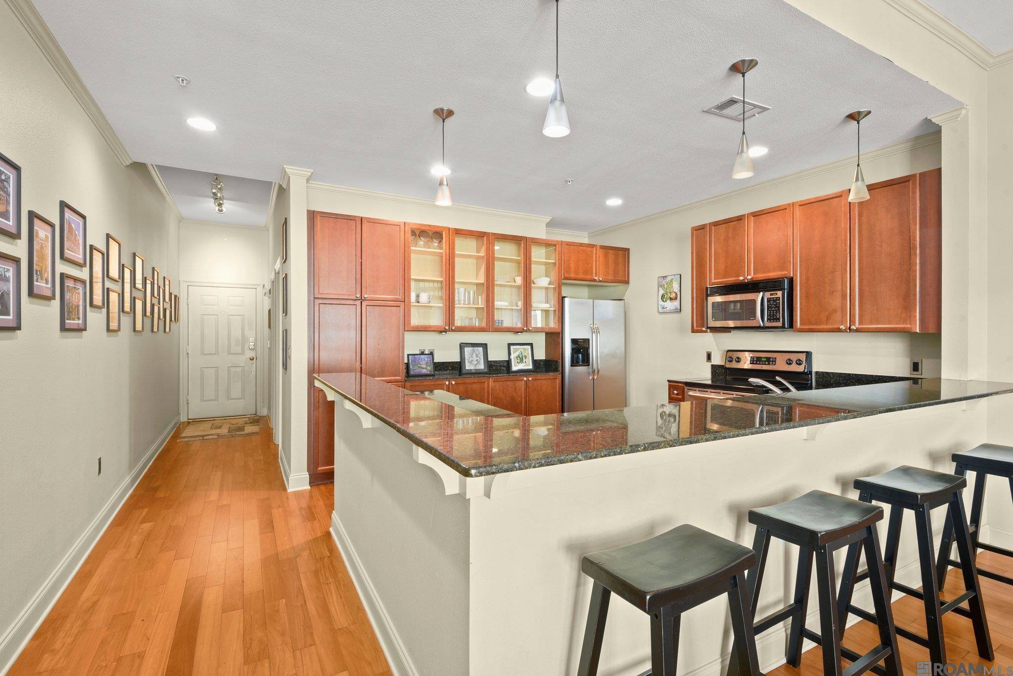 Baton Rouge, LA 70808,345 W Parker Blvd ##201
