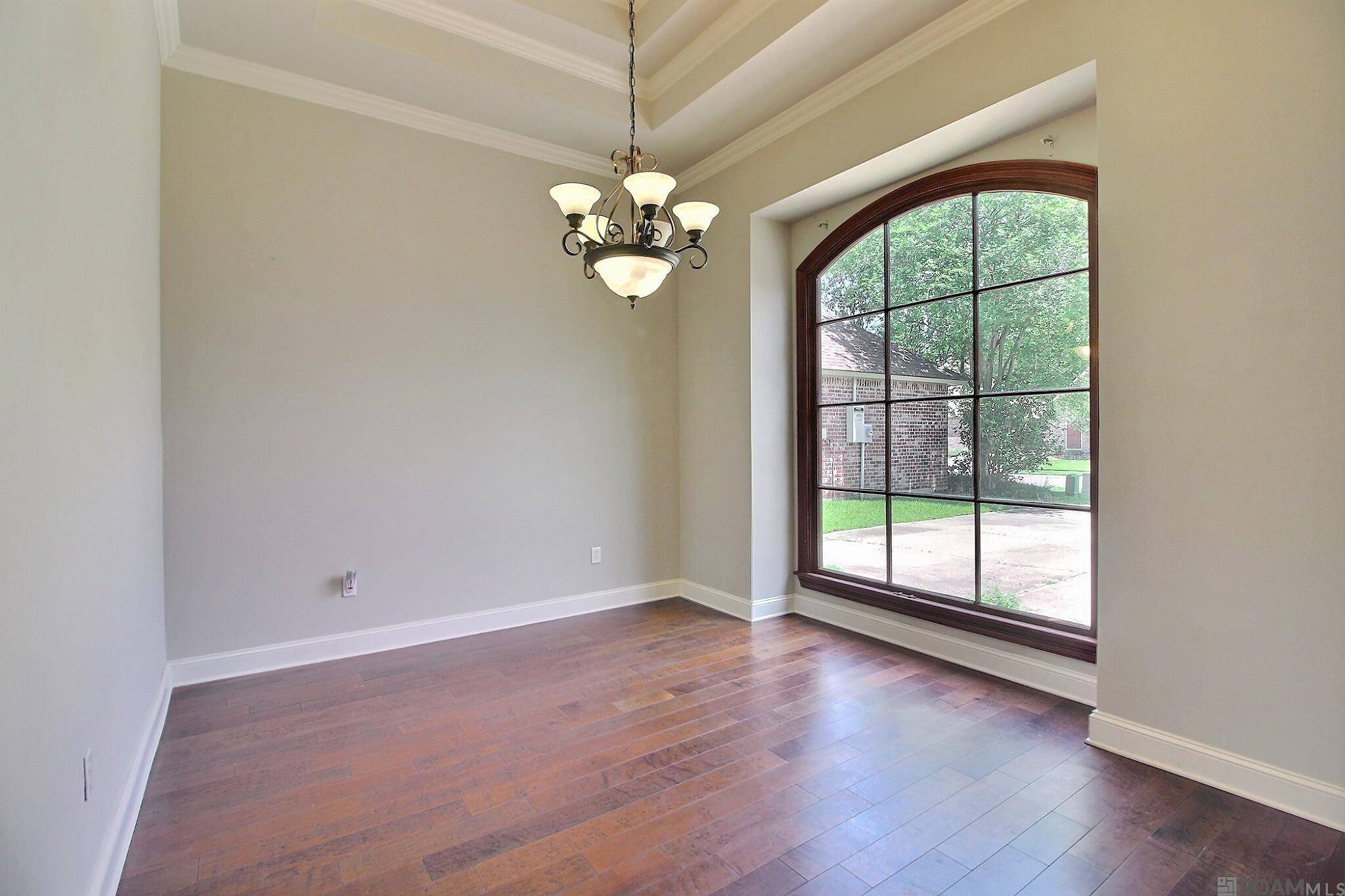 Baton Rouge, LA 70816,3486 Brookmeade Dr