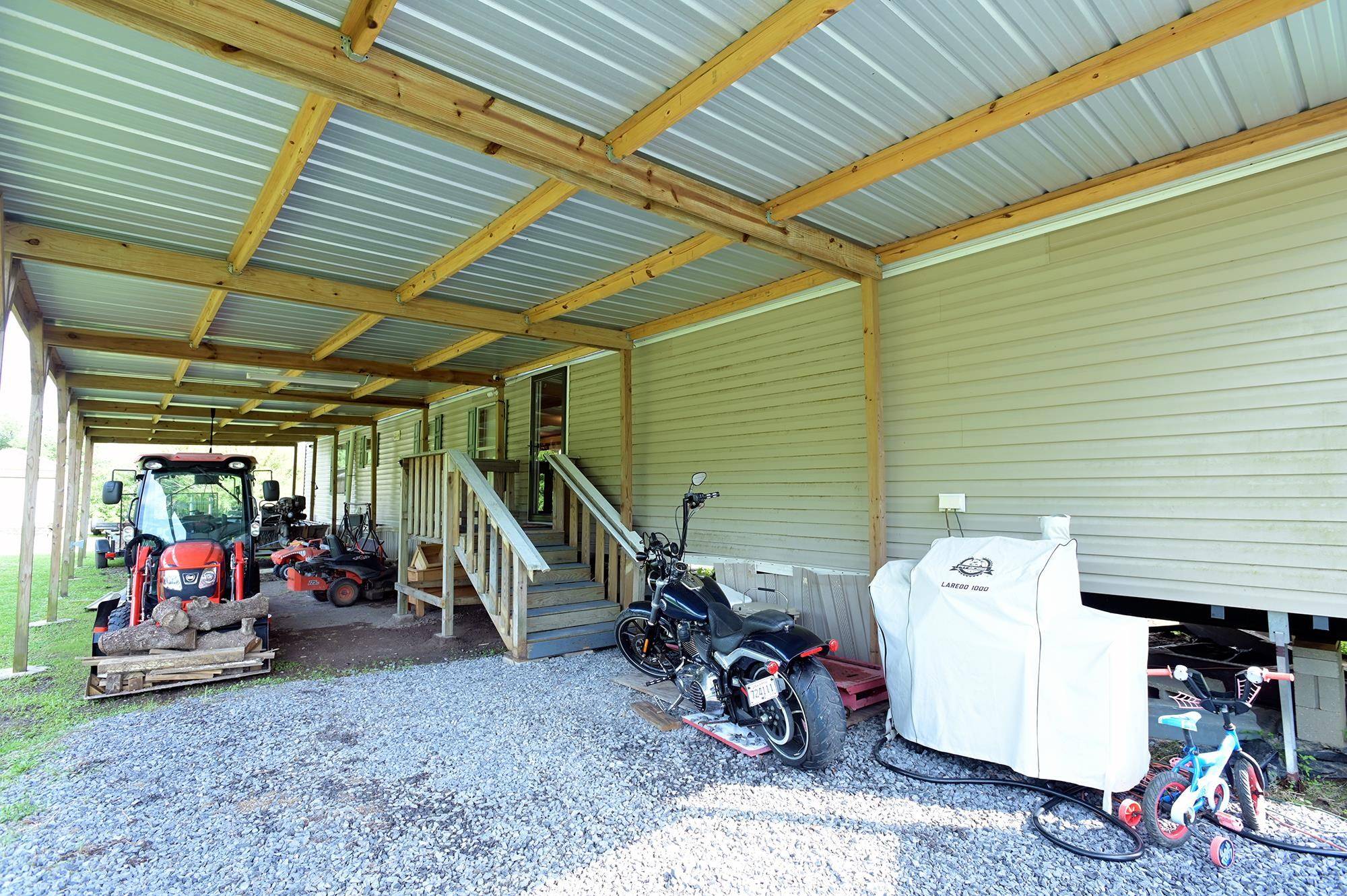 Houma, LA 70364,342 Hummingbird Drive