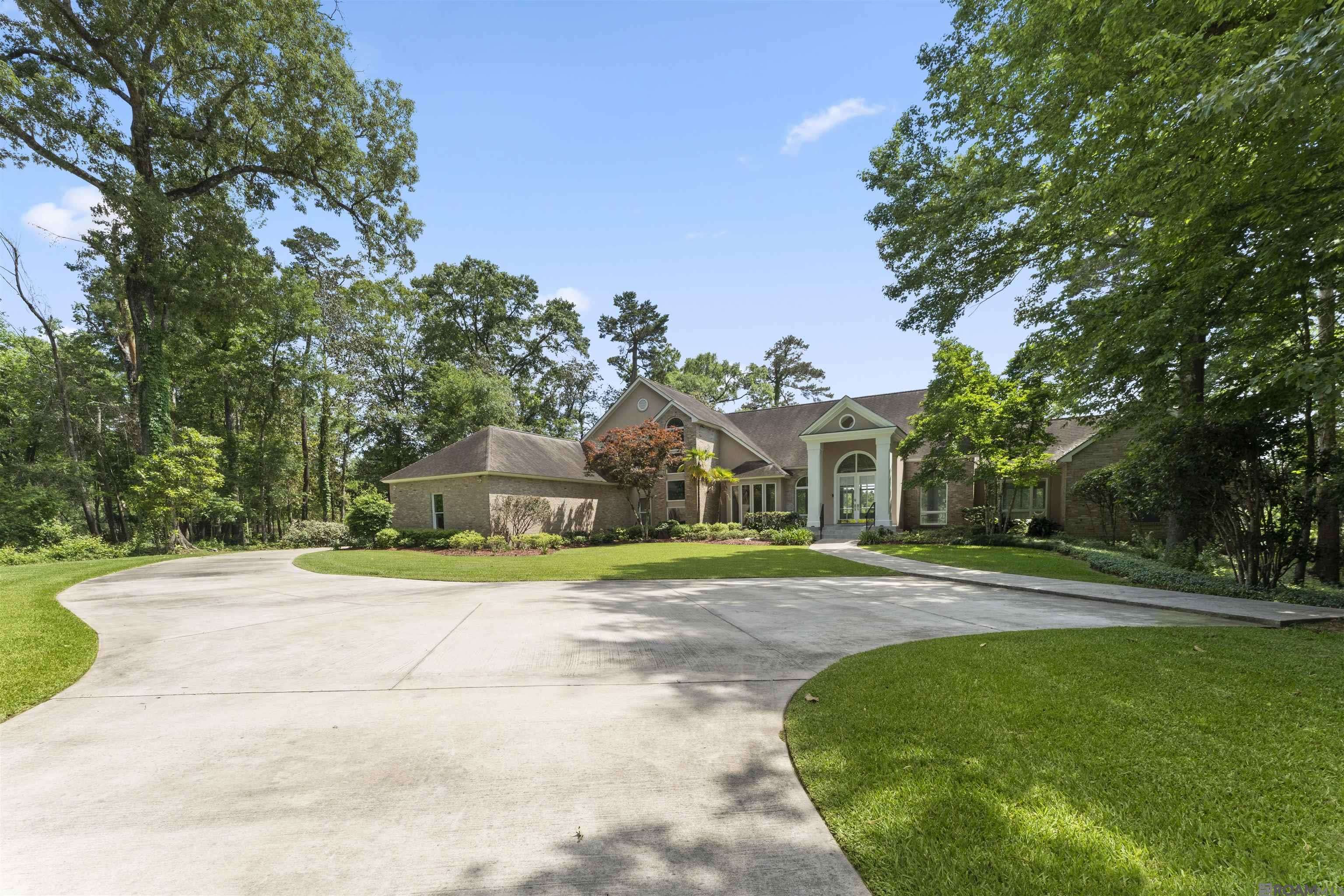 Baton Rouge, LA 70816,18946 Lake Harbour Ave