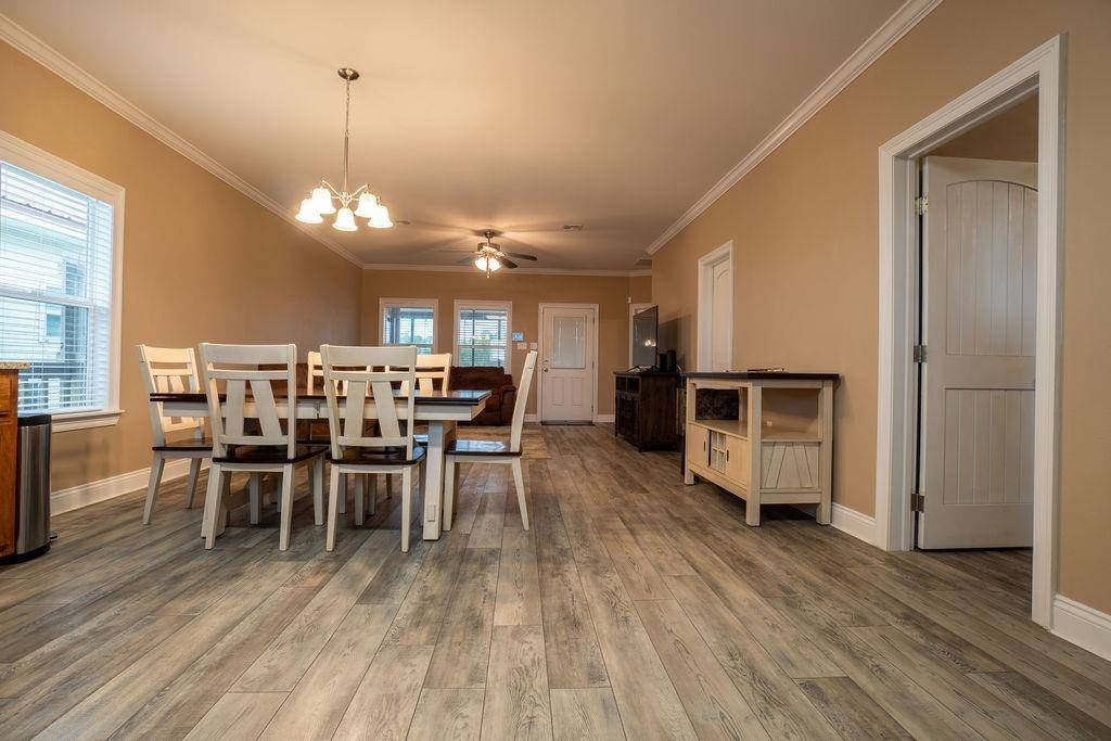 Chauvin, LA 70344,6288 Bayouside Dr