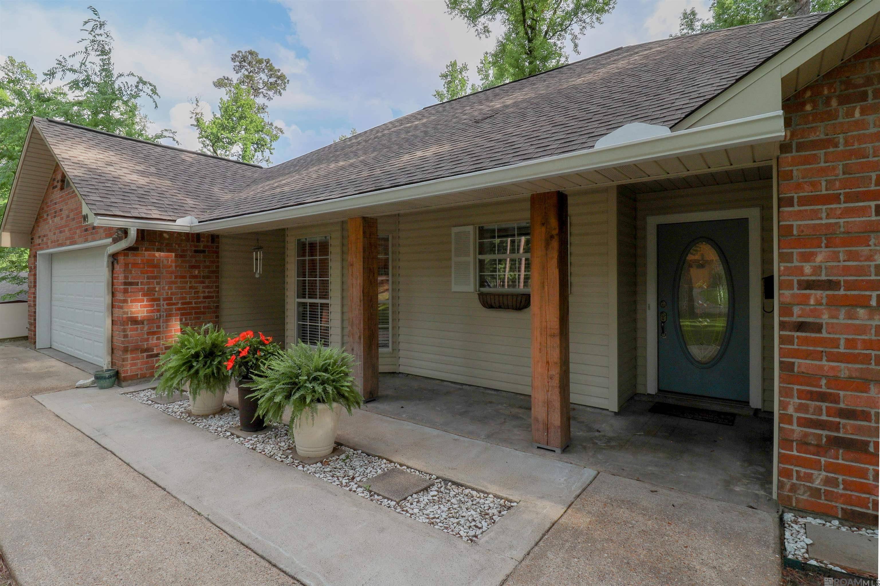 Pineville, LA 71360,109 Hembling Drive