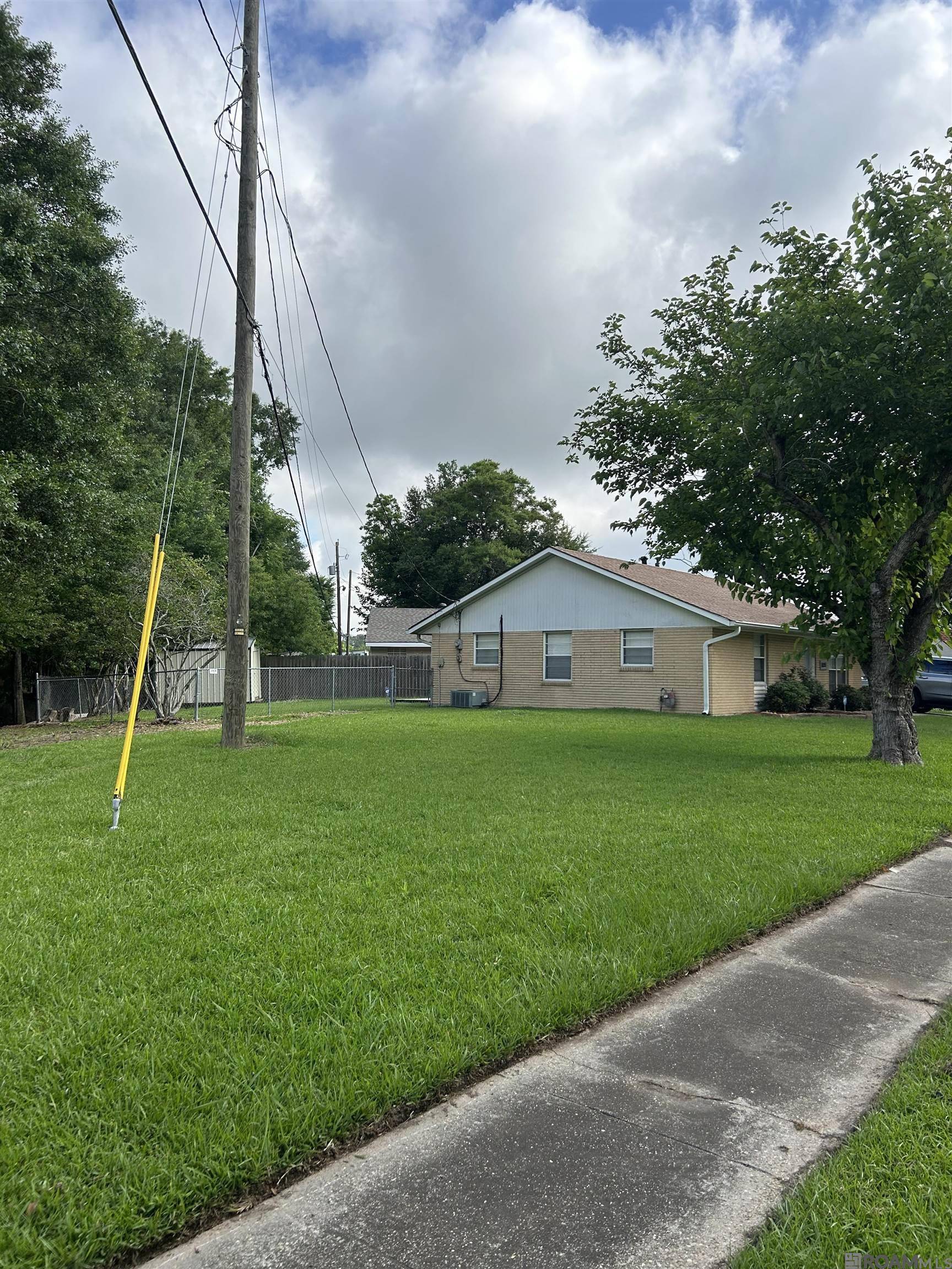 Baton Rouge, LA 70816,11865 Baylor Dr