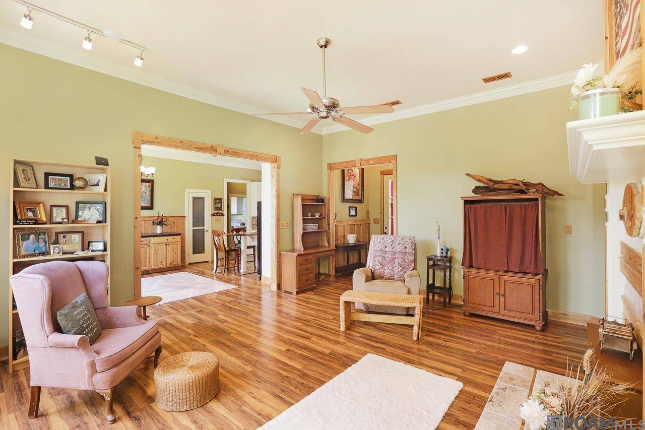 Prairieville, LA 70769,17202 La Hwy 930