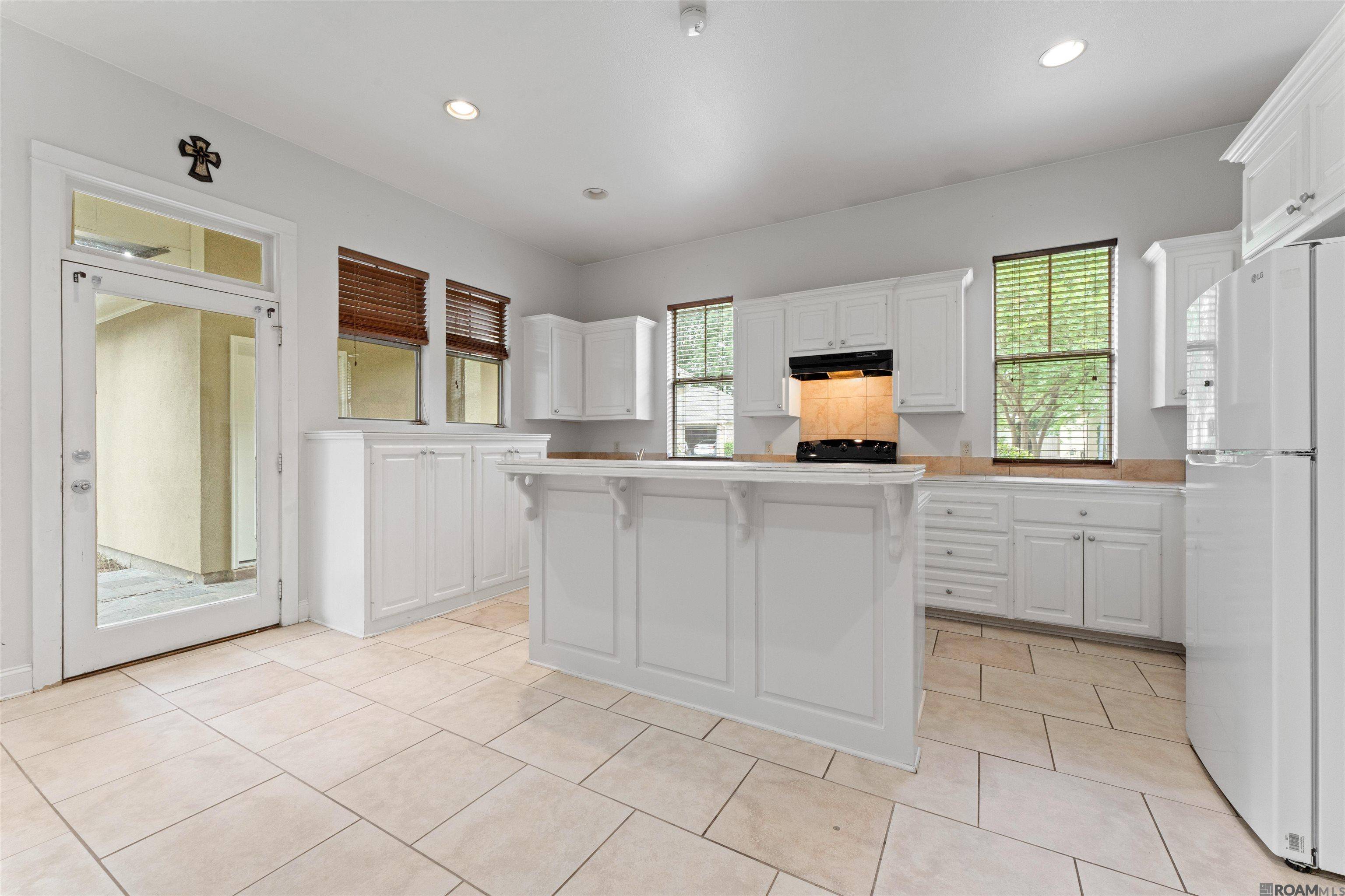 Baton Rouge, LA 70810,9329 Boone Dr
