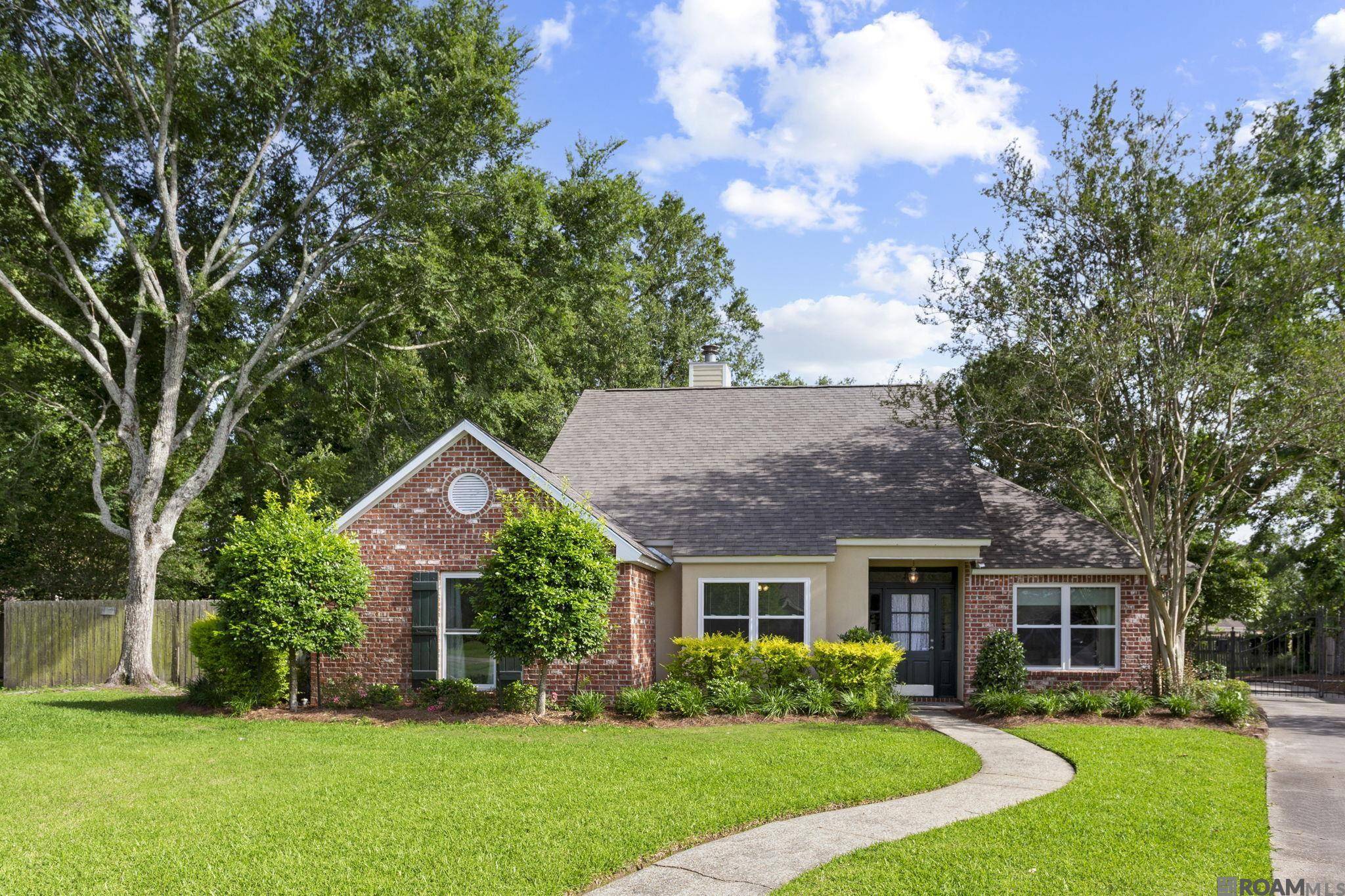 Saint George, LA 70817,4821 Angleton Ct