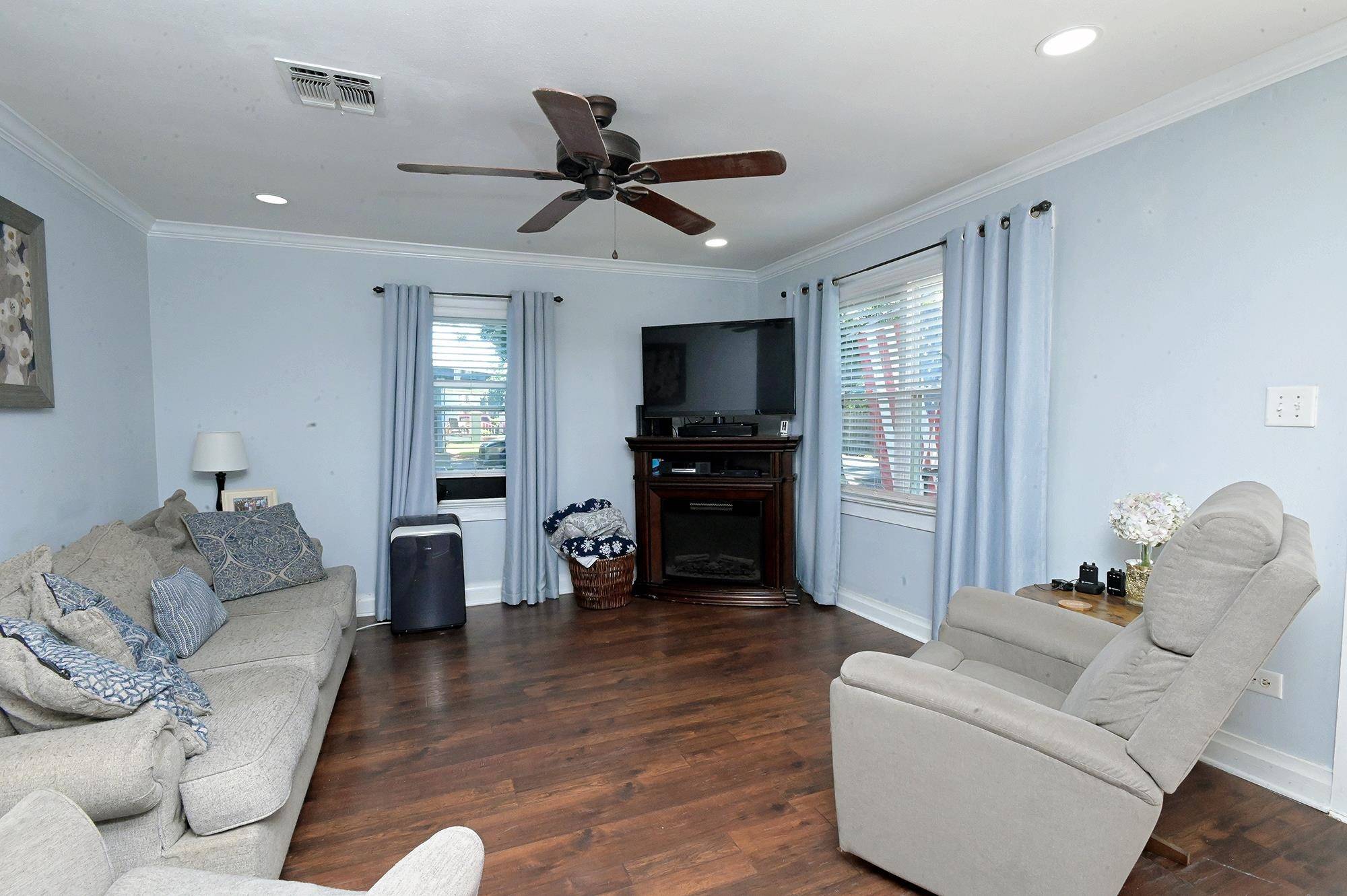 Thibodaux, LA 70301,522 St Charles St