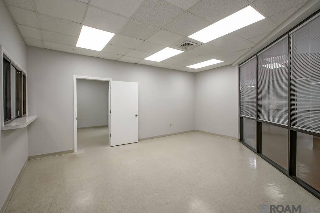 Denham Springs, LA 70726,8369 Florida Blvd ##2