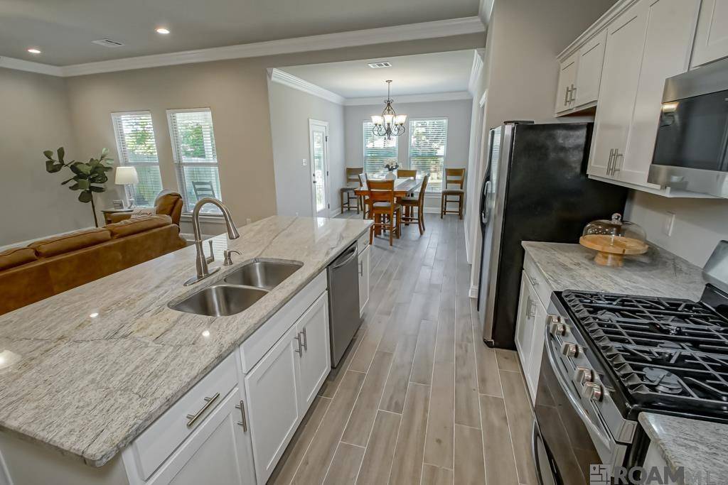 Saint George, LA 70817,16034 Summer Gardens Ave