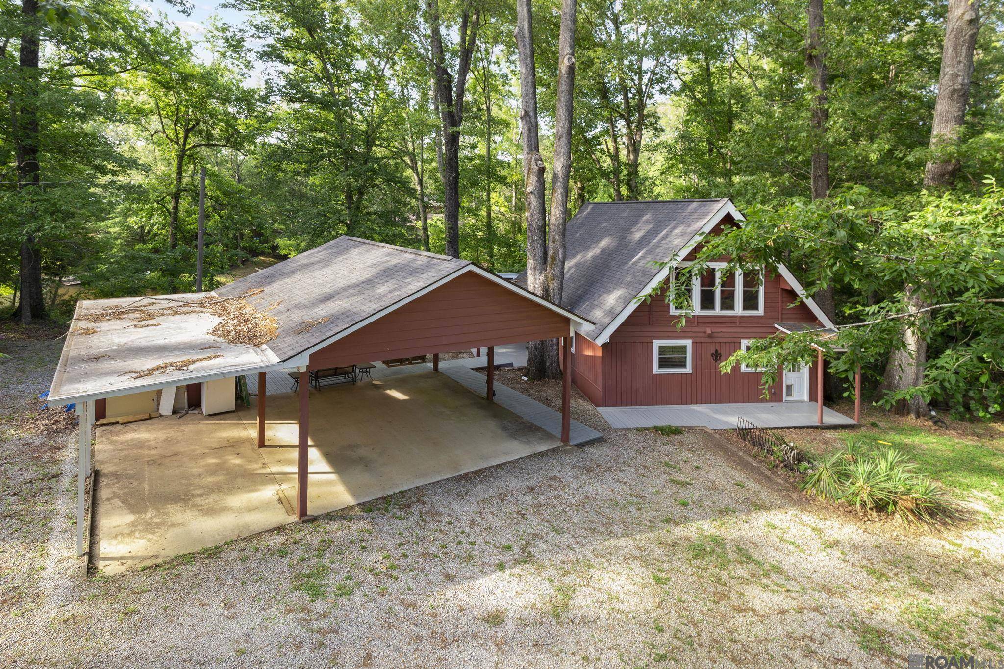 St Francisville, LA 70775,10585 New Dawn Ln