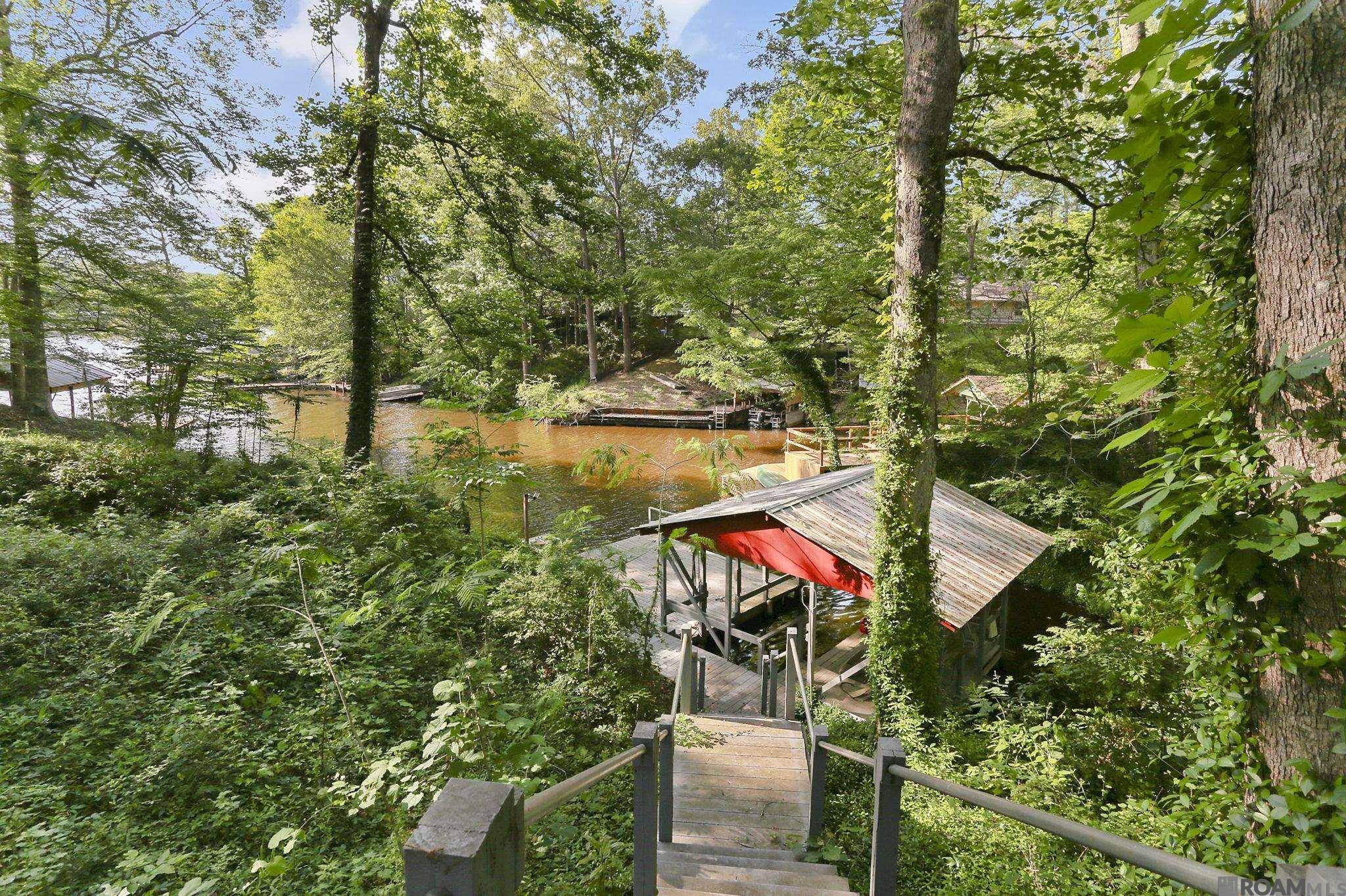 St Francisville, LA 70775,10585 New Dawn Ln