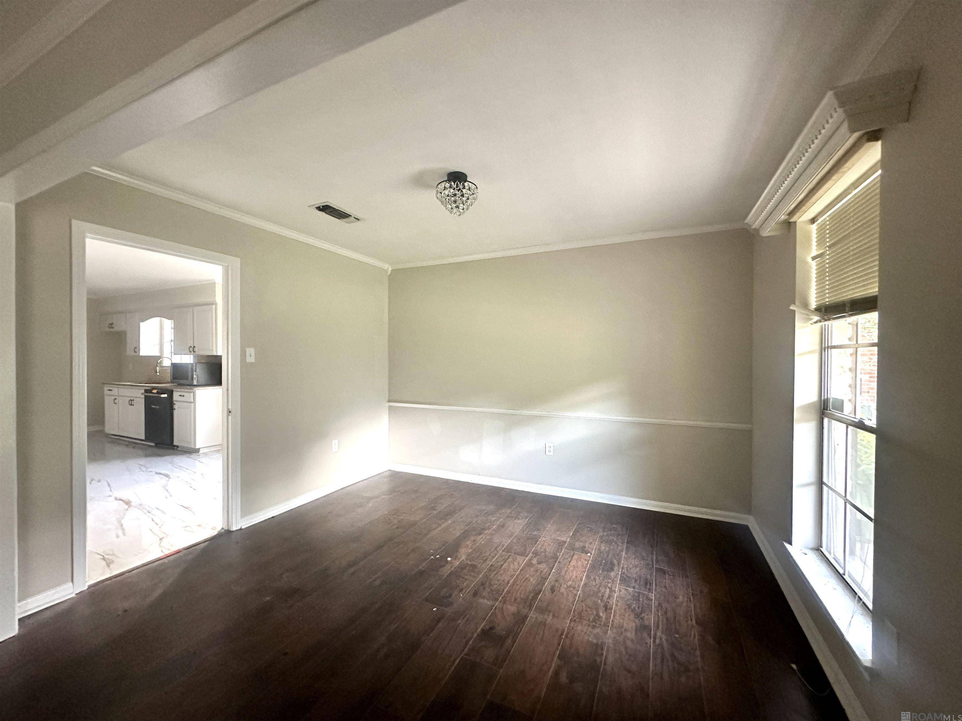 Baton Rouge, LA 70806,1356 Crescent Dr