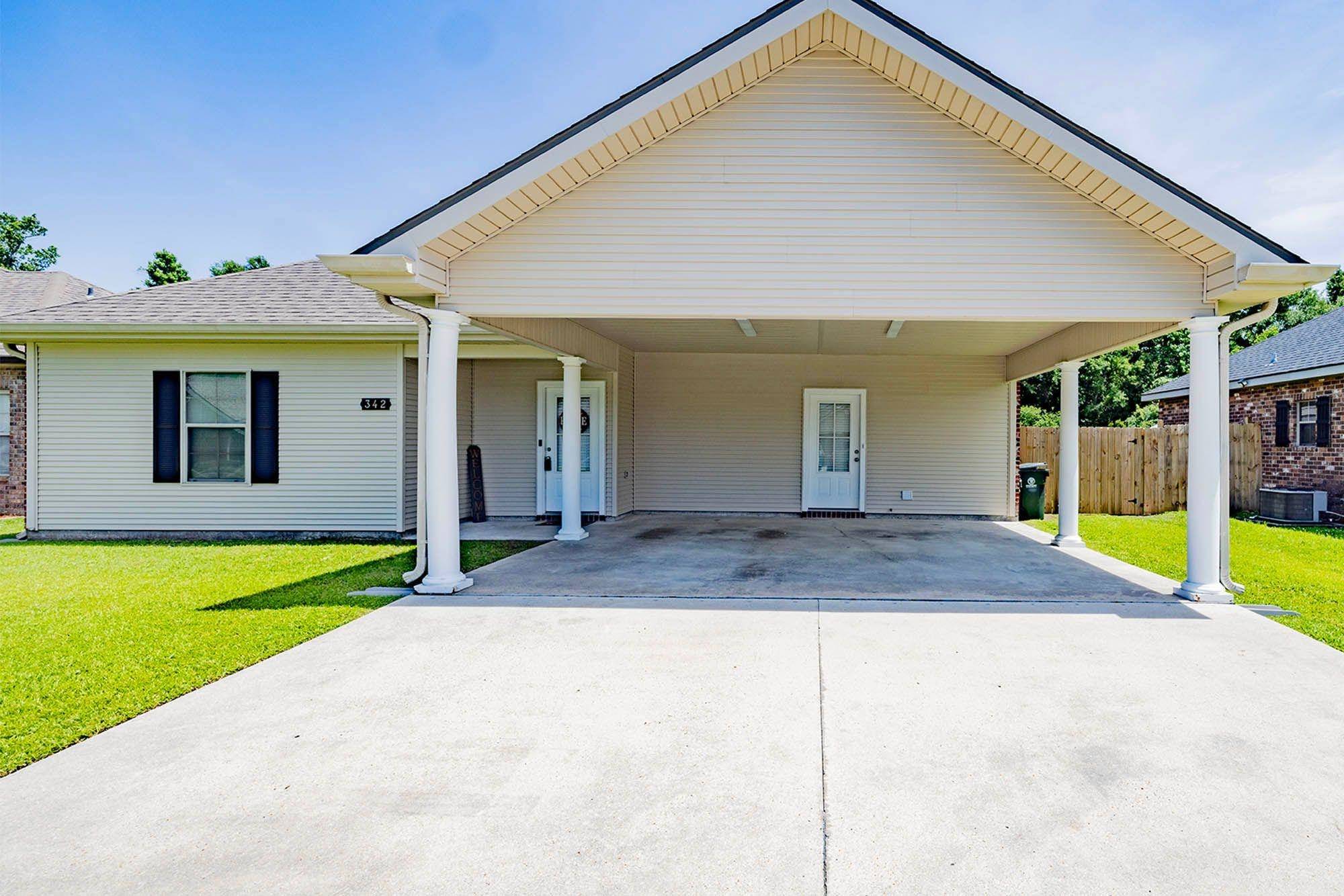 Houma, LA 70364,342 T Leigh Drive