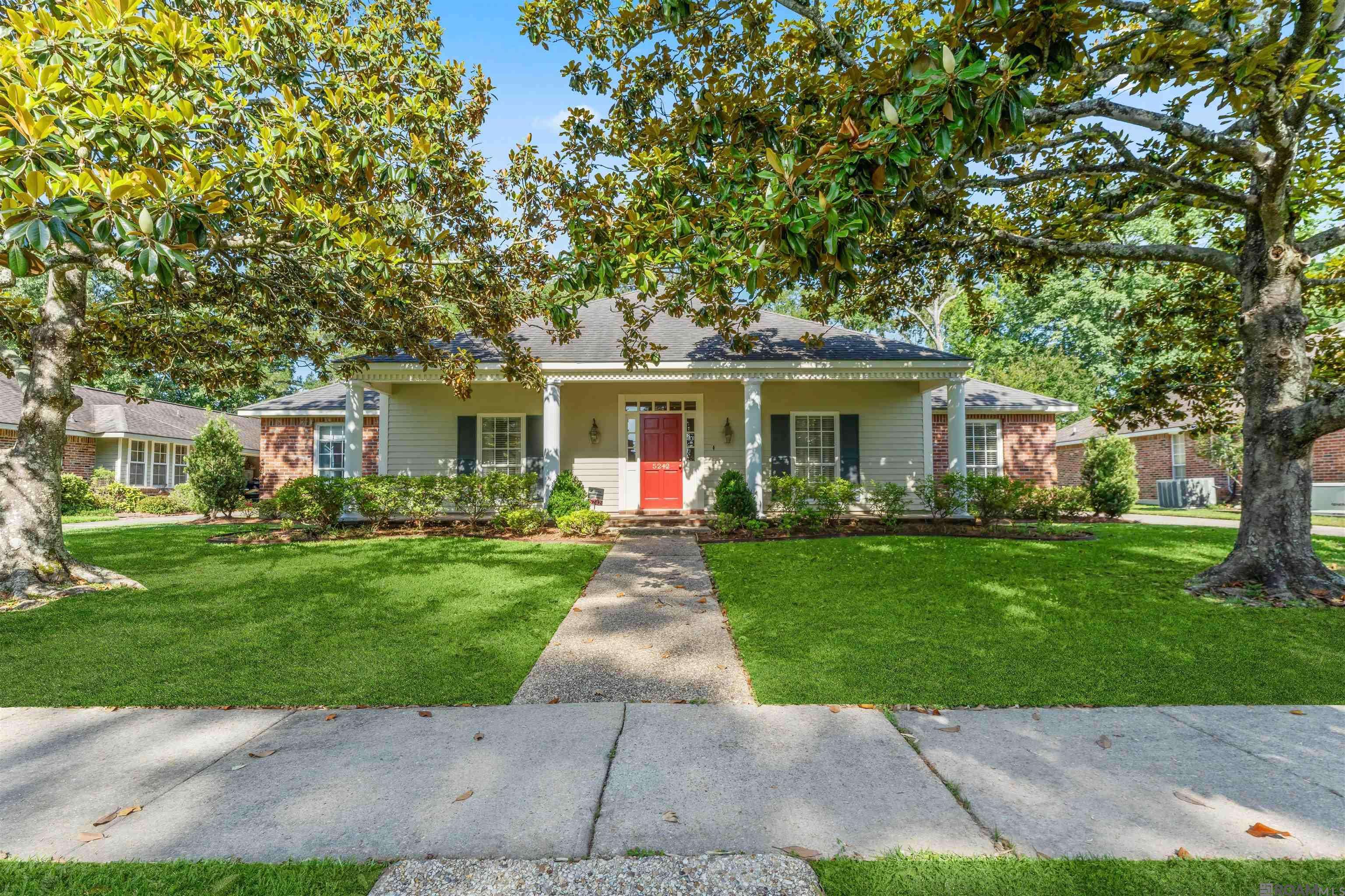 Baton Rouge, LA 70817,5242 Halls Ferry Dr