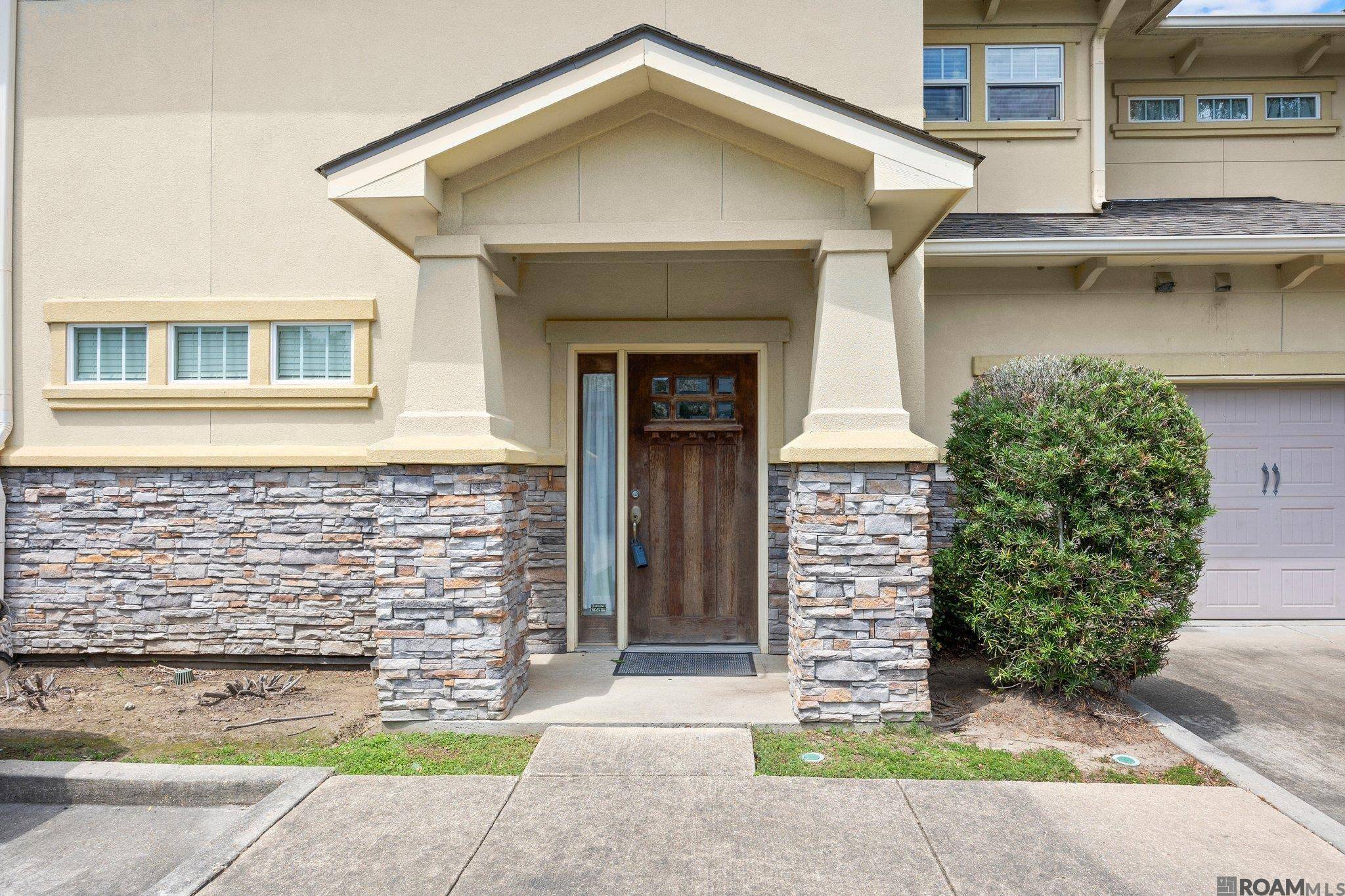 Baton Rouge, LA 70820,8000 Stonelake Village Ave ##701