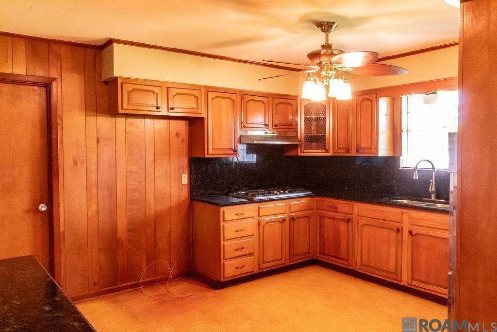 Baton Rouge, LA 70815,10139 Grandeur Dr