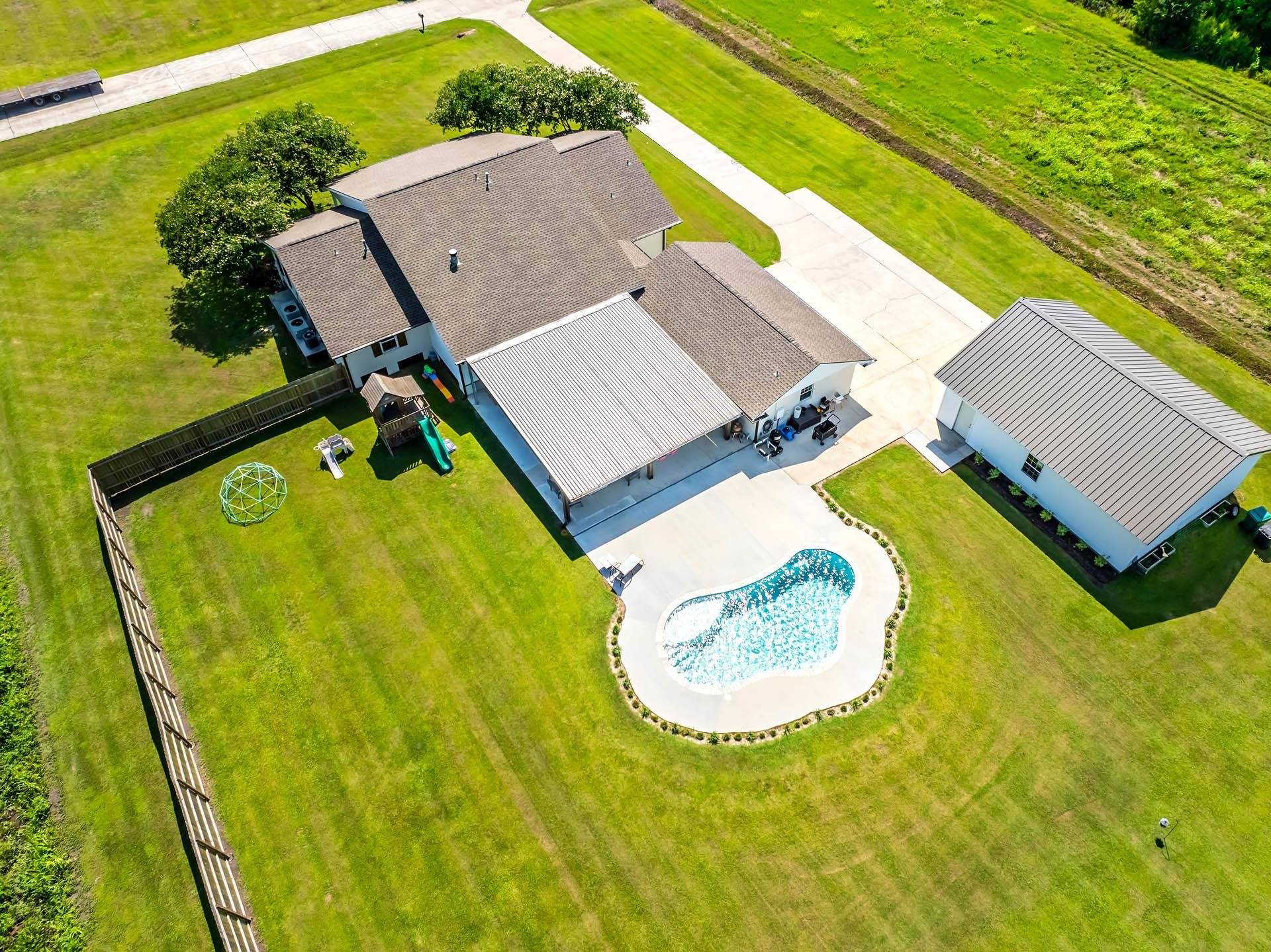 Raceland, LA 70394,4309 Sparrow Ln