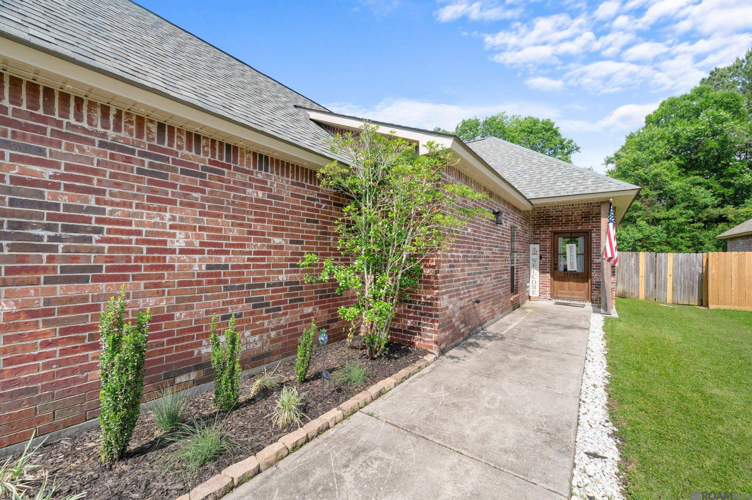 Denham Springs, LA 70706,38209 Shelby Dr