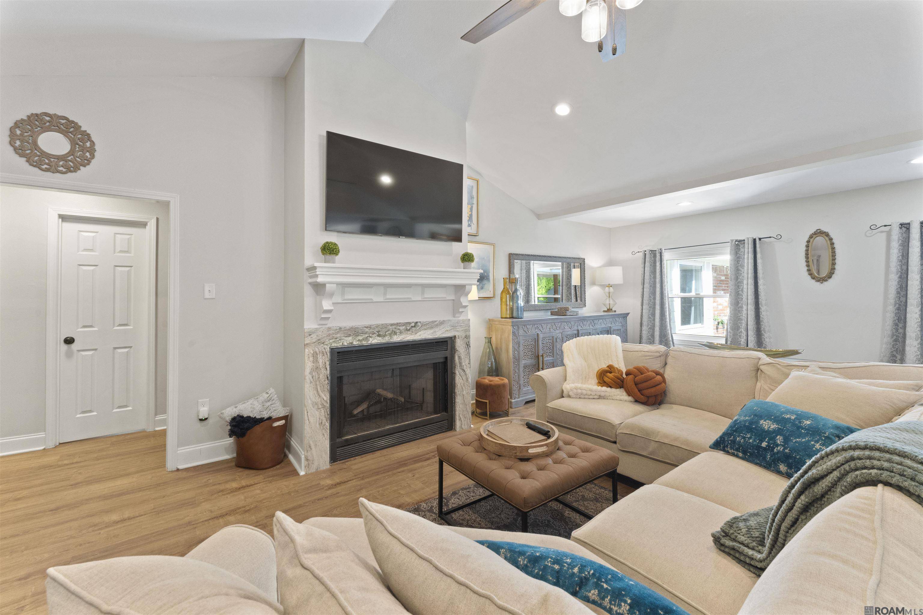 Baton Rouge, LA 70816,3221 Woodland Ridge Blvd