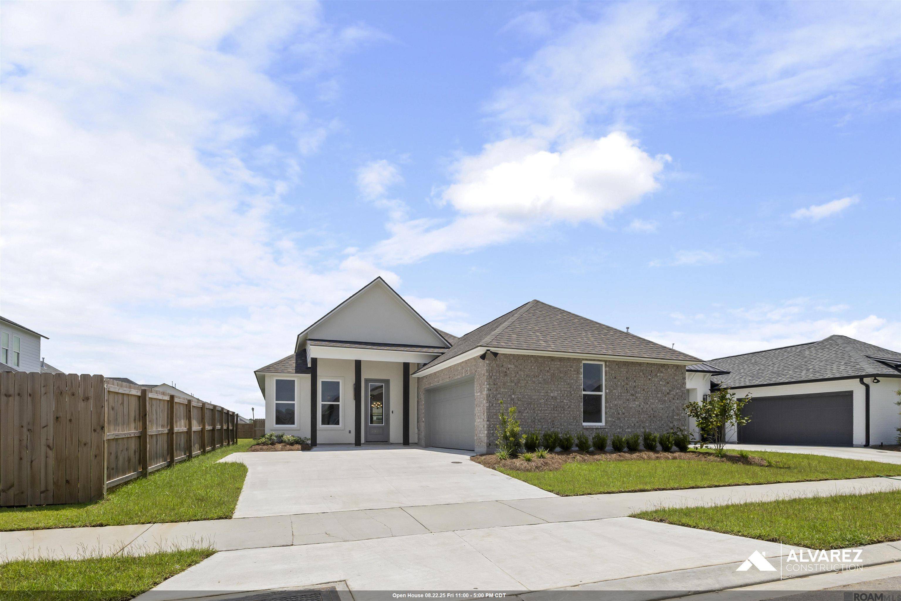 Saint George, LA 70810,2920 Creekmere Ln