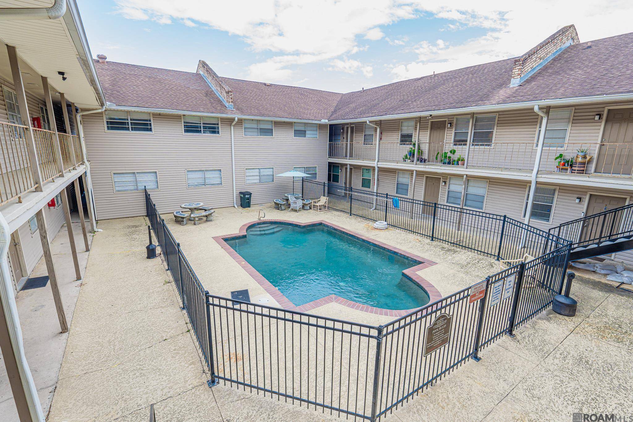 Baton Rouge, LA 70820,4518 Y A Tittle Ave ##17