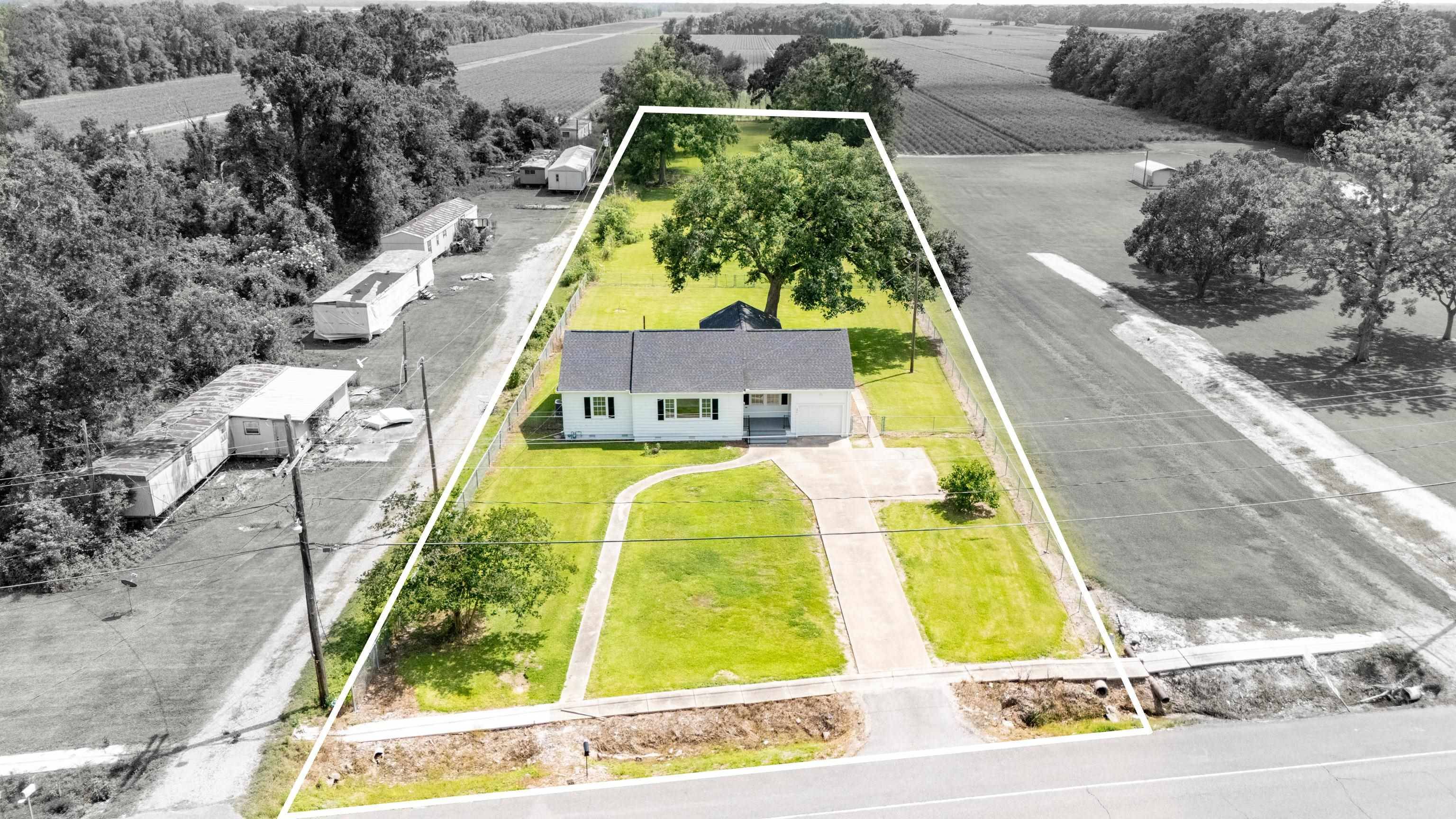 Thibodaux, LA 70301,2071 Saint Mary St